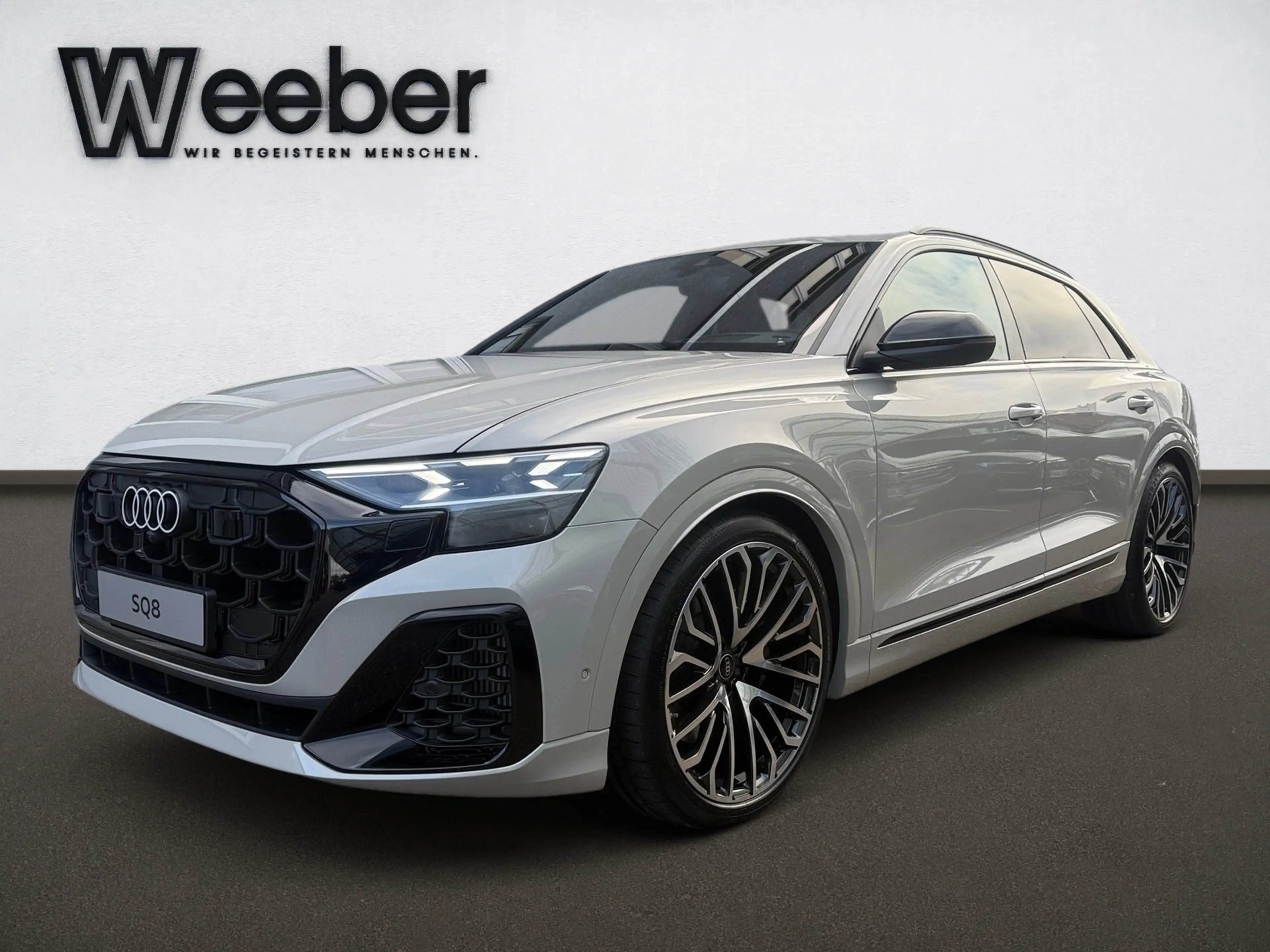 Audi SQ8 SUV TFSI Tiptronic HeadUp AHK Laser Pano Softcl Fa — photo 3