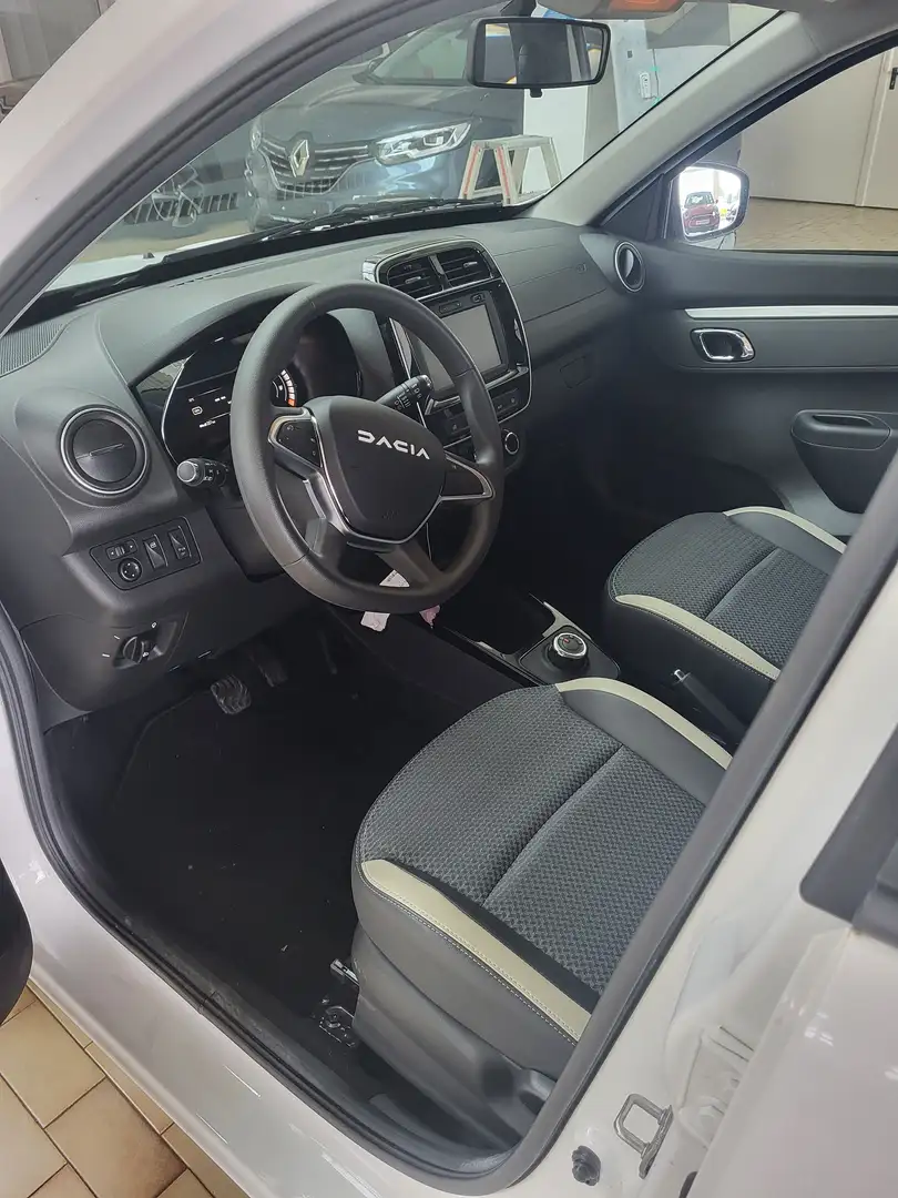 Dacia Spring Essential mit Navi und Rückfahrkamera Weiß - 1