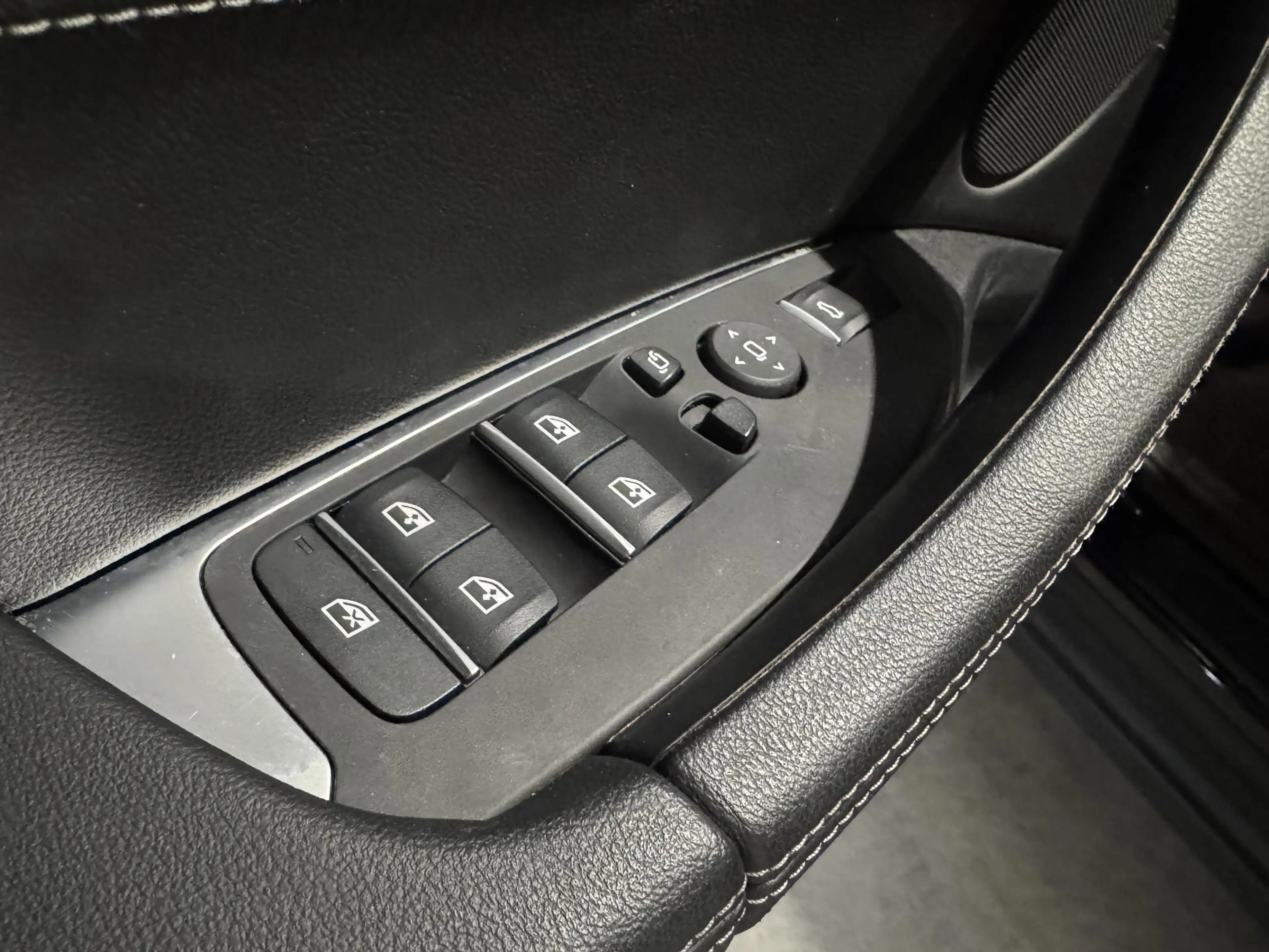 BMW X3 xDrive30e Business | navi | leder | led | — photo 21