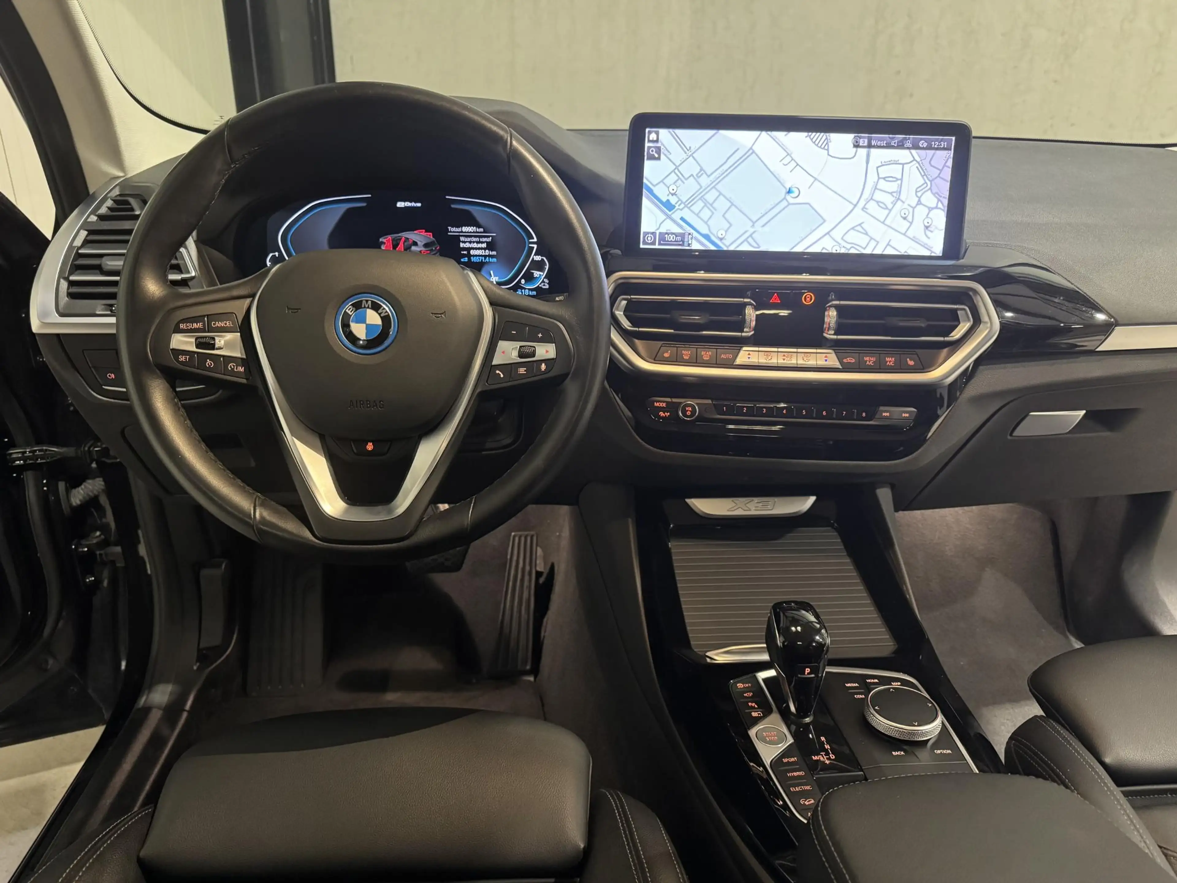 BMW X3 xDrive30e Business | navi | leder | led | — photo 4