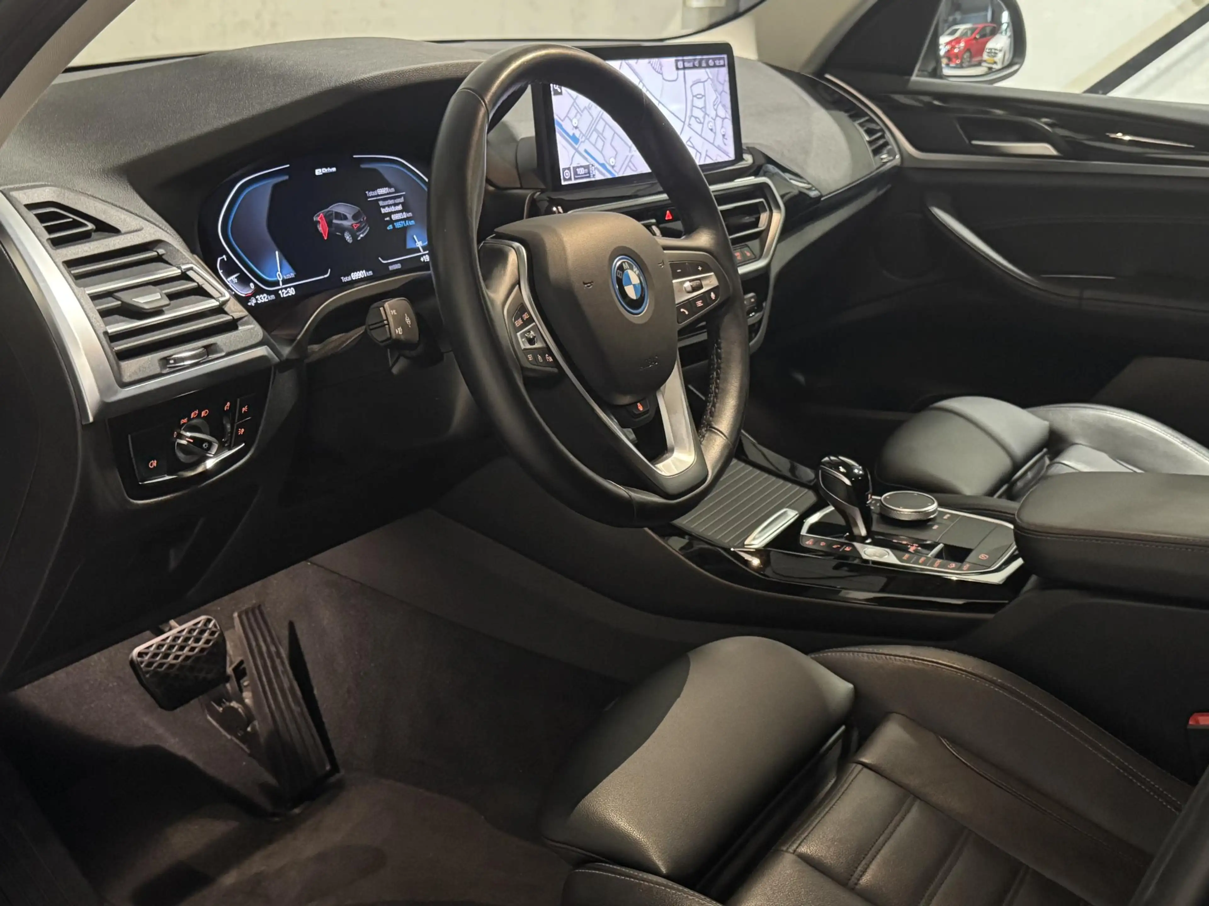 BMW X3 xDrive30e Business | navi | leder | led | — photo 5