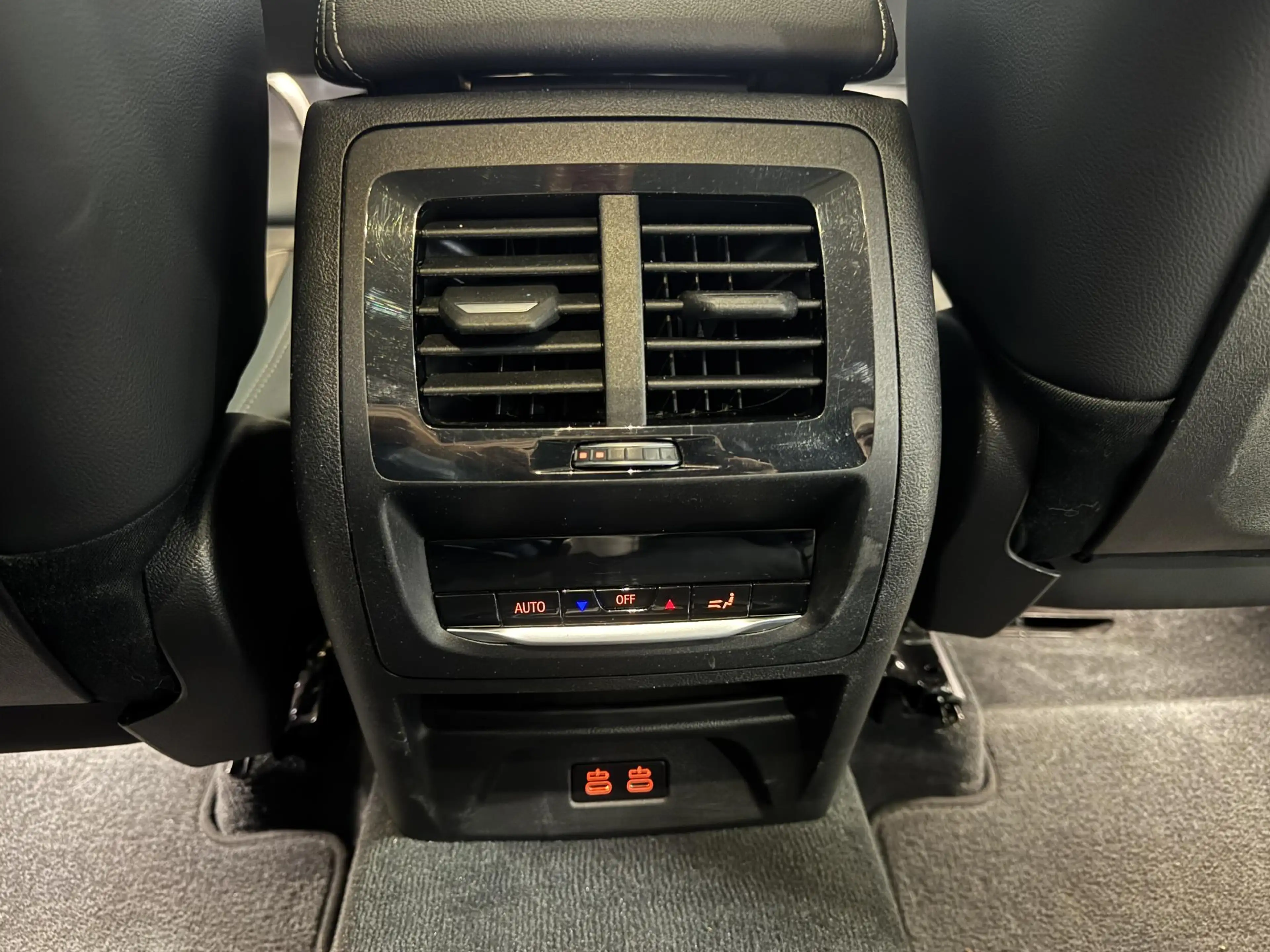 BMW X3 xDrive30e Business | navi | leder | led | — photo 20