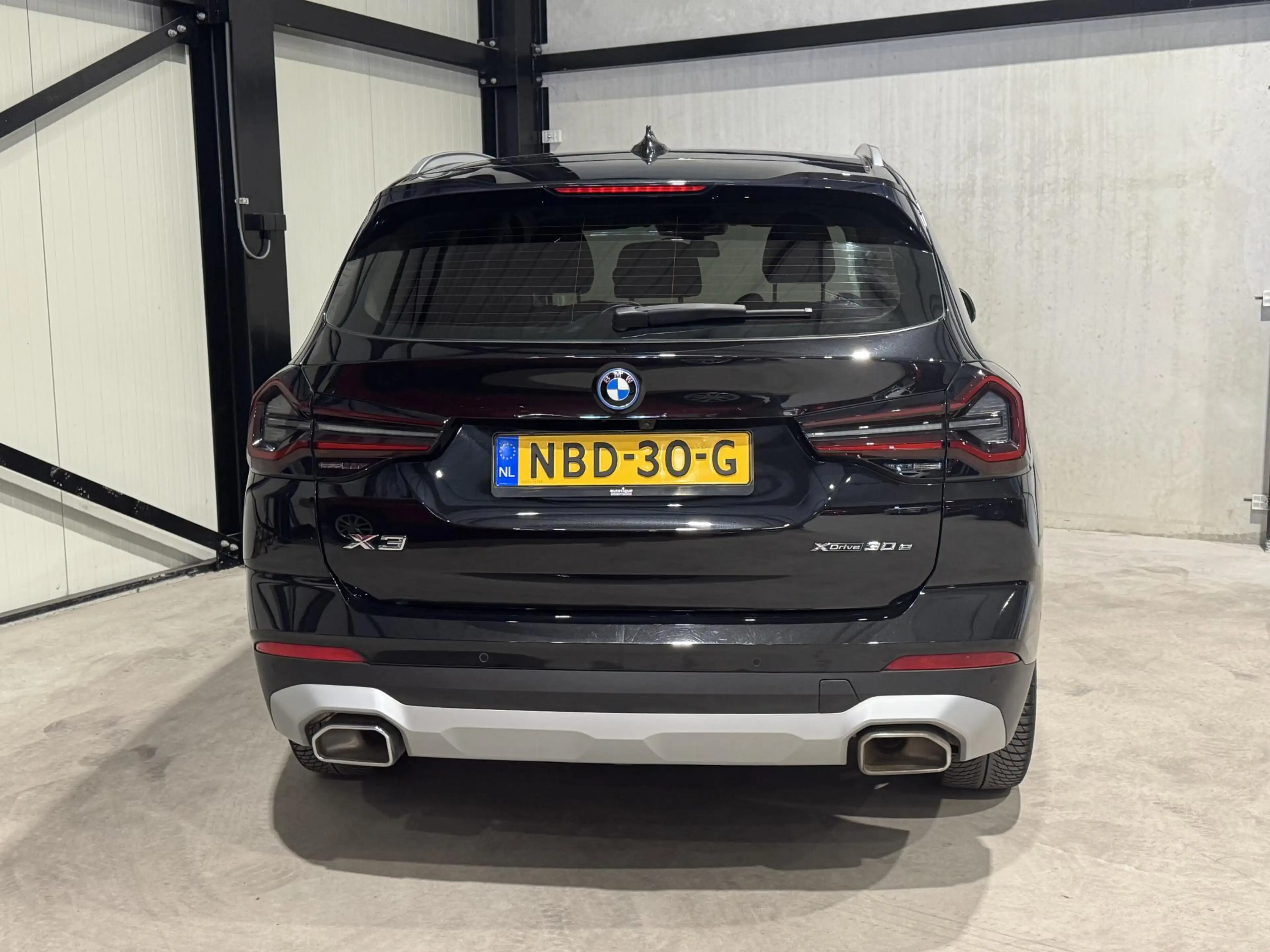 BMW X3 xDrive30e Business | navi | leder | led | — photo 32