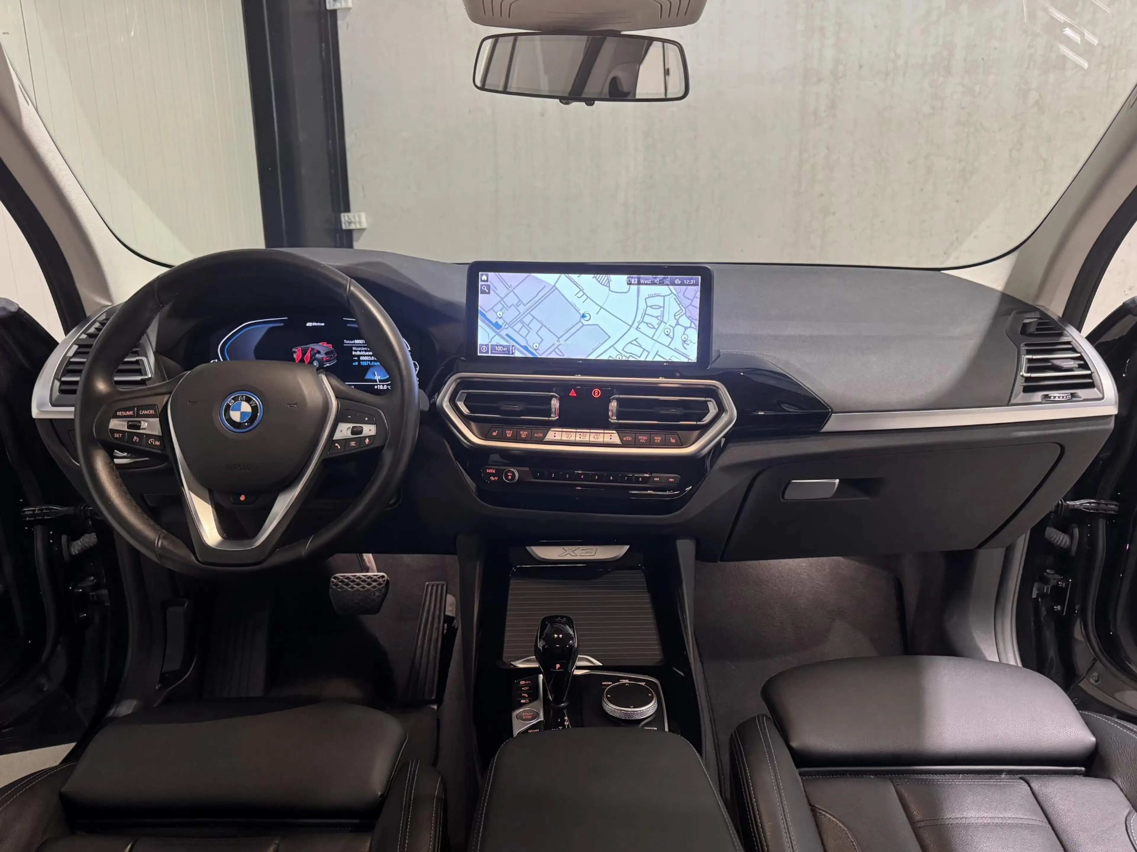 BMW X3 xDrive30e Business | navi | leder | led | — photo 3
