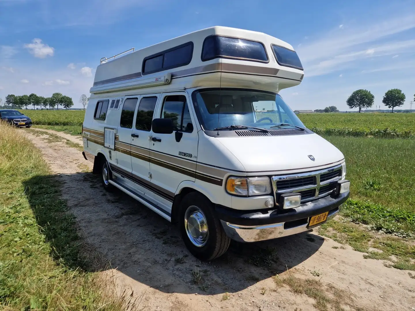 Dodge RAM camper V8 5.3 350 Airco Automaat Beige - 1
