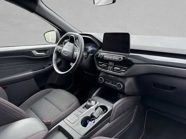 Ford Kuga view 4