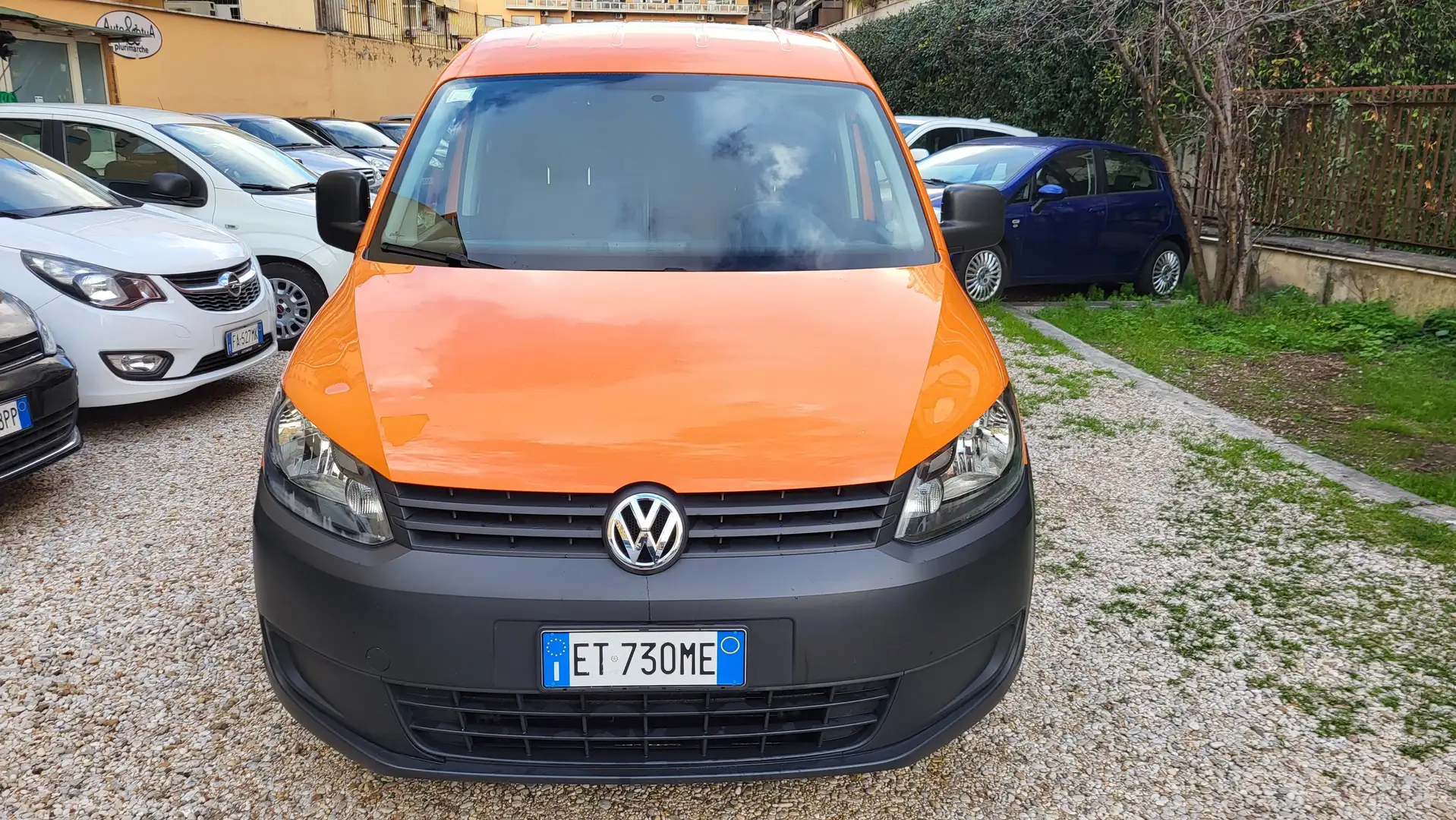 Volkswagen Caddy 1.6 DIESEL 55KW Arancione - 2