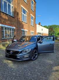 S60 2.0 D2 Momentum R-Design