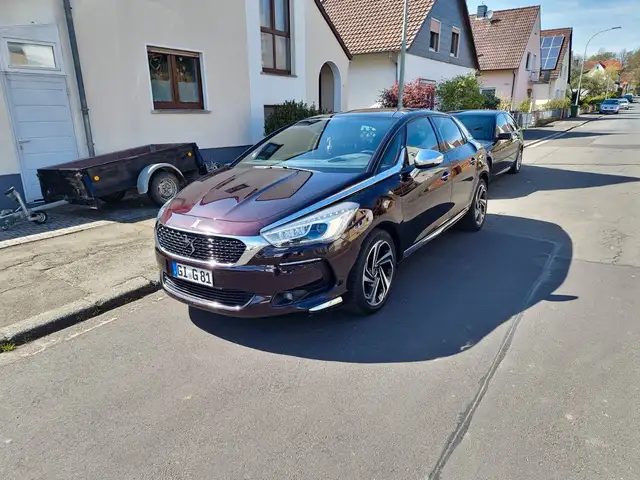 DS Automobiles 5 Basis Hybrid 4x4