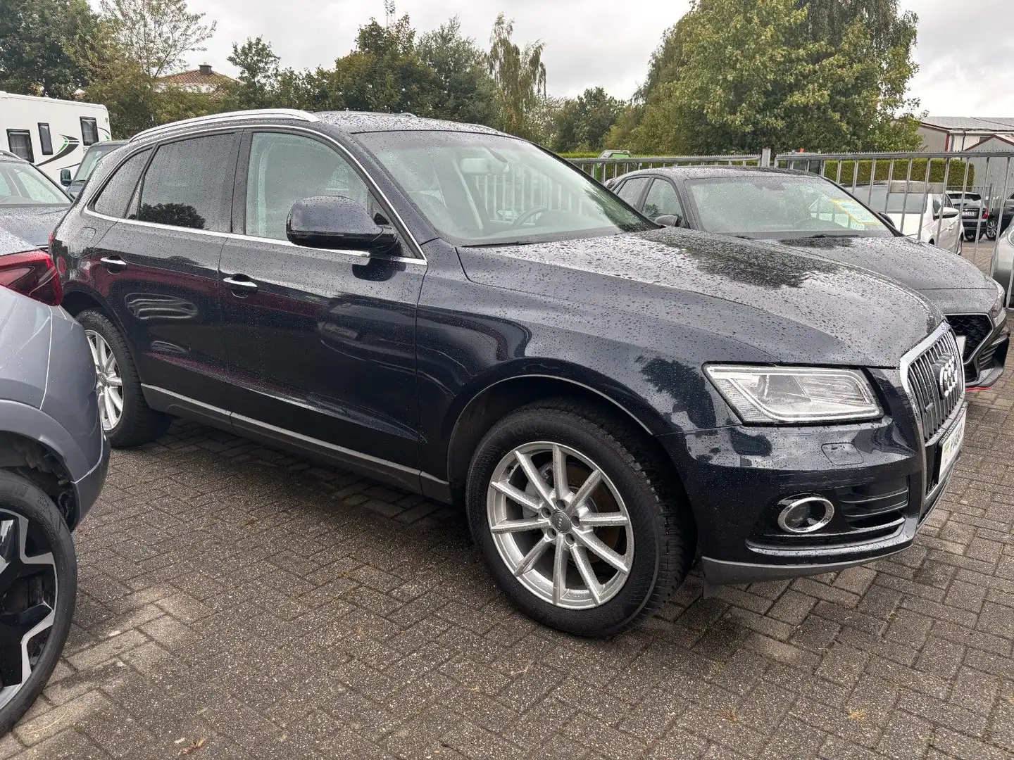 Audi Q5 2.0 TFSI  quattro Blau - 1
