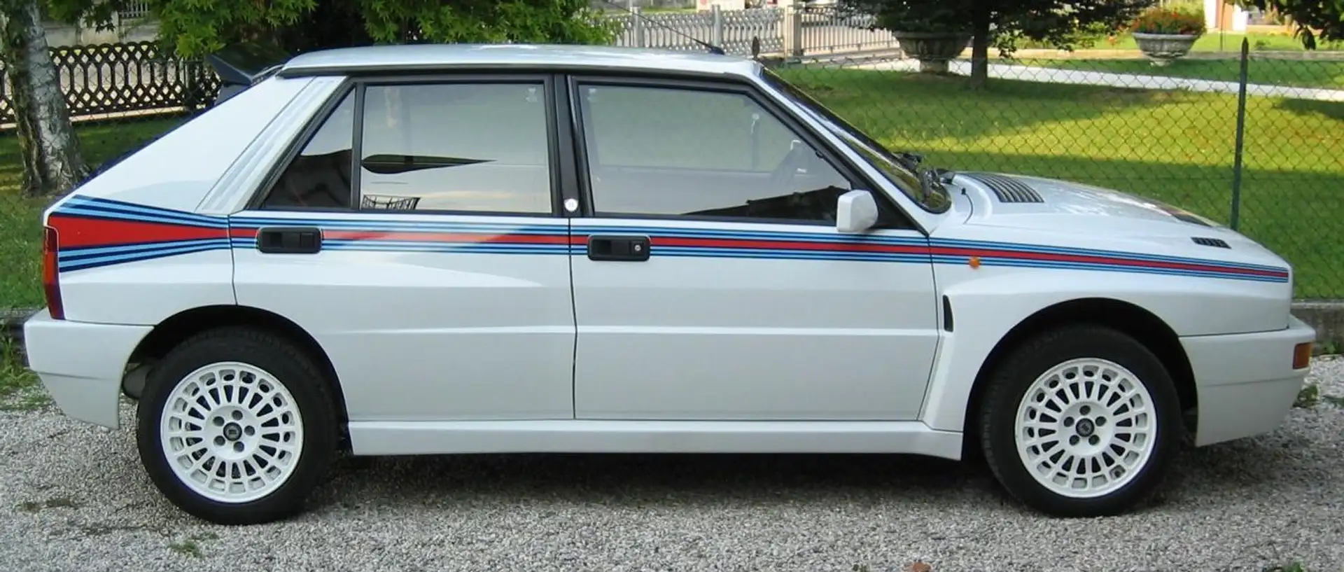 Lancia Delta Delta 2.0 HF Integrale Serie Speciale Martini 5 Bianco - 2