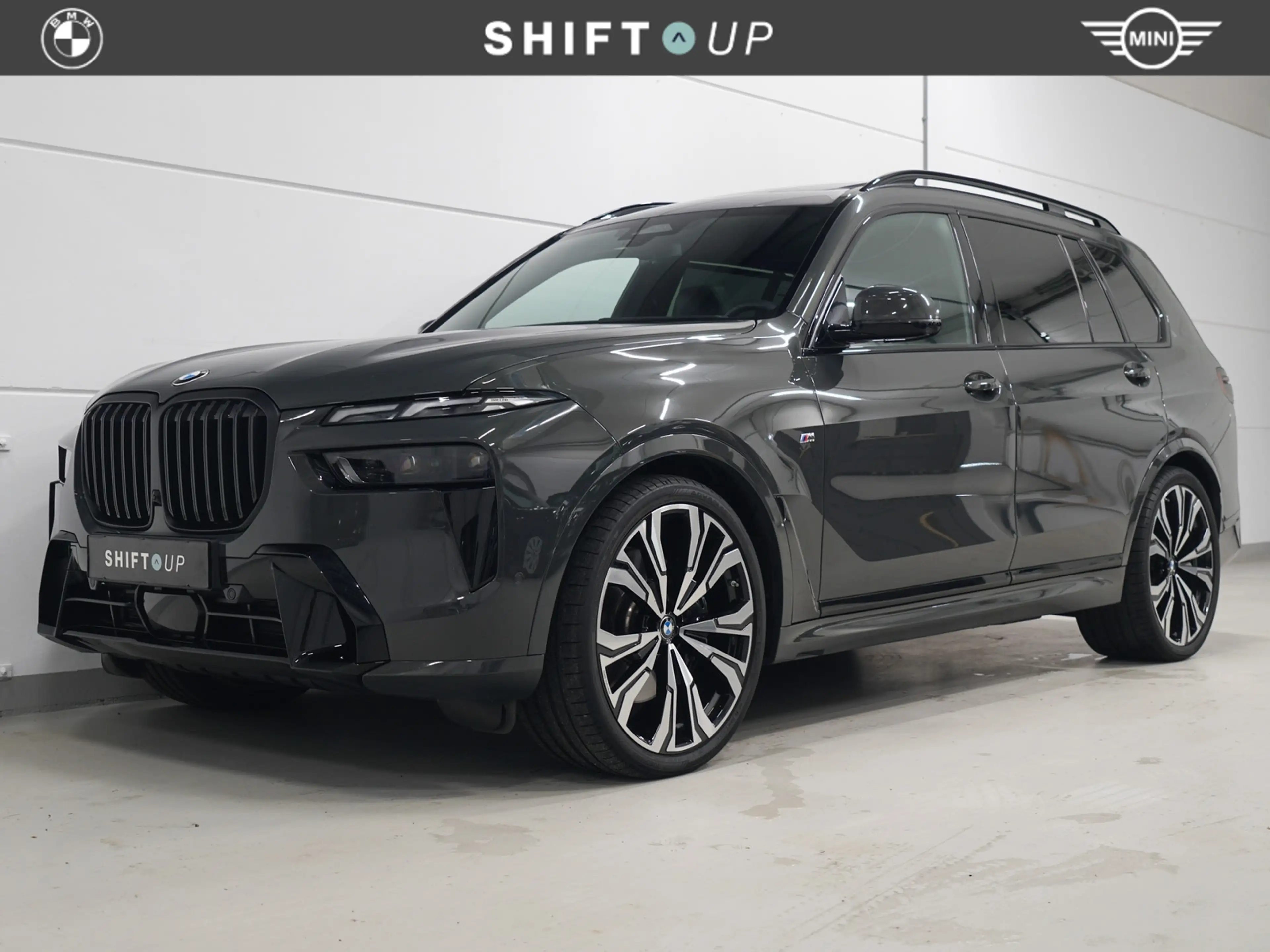 BMW X7 xDrive40i 7 pers. | Skylounge | M Stoelen | Massag
