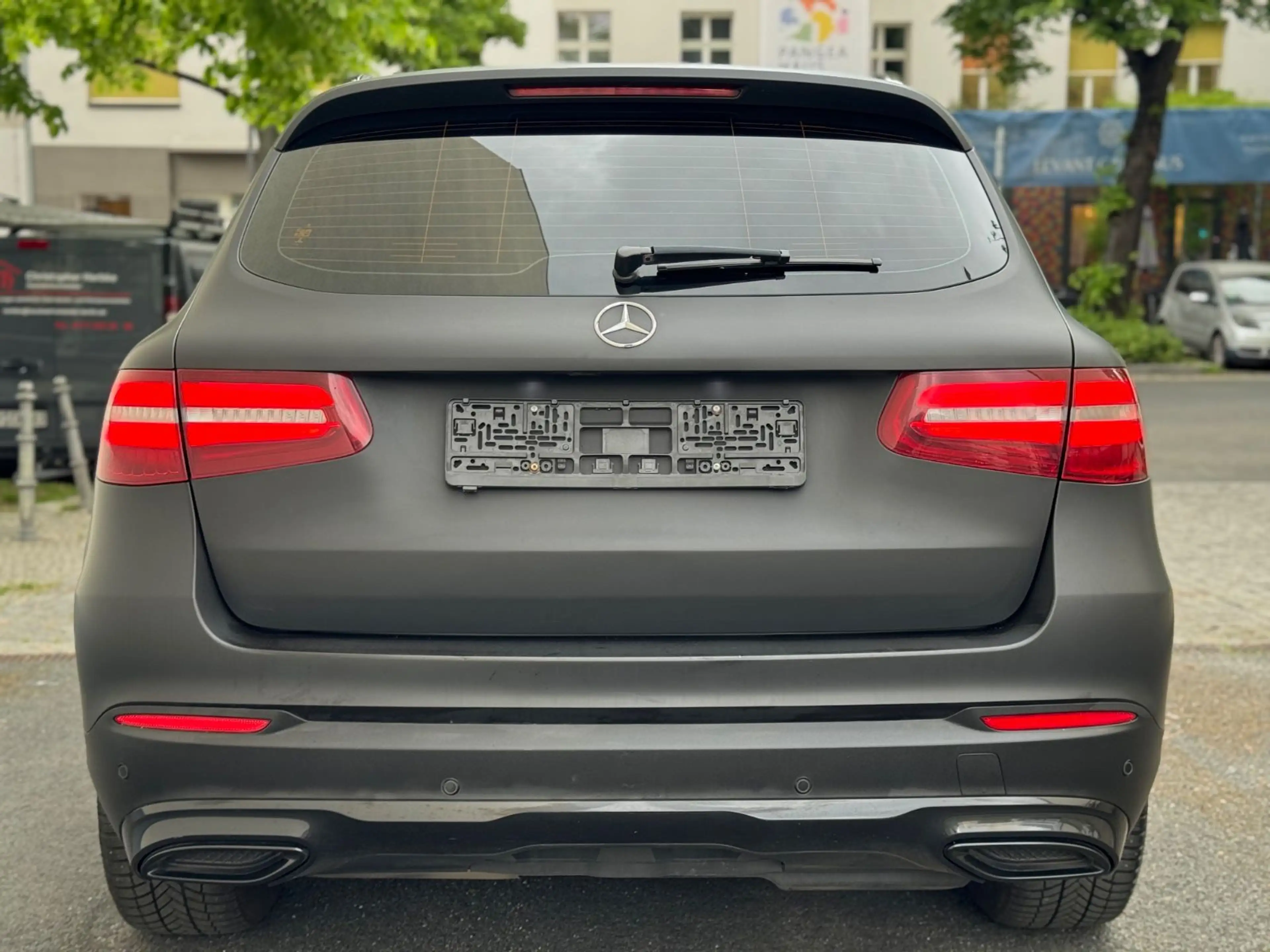 Mercedes-Benz GLC 350 d 4Matic/PANO/360/HUD/KEYLESS/LUFTFEDERU — photo 14