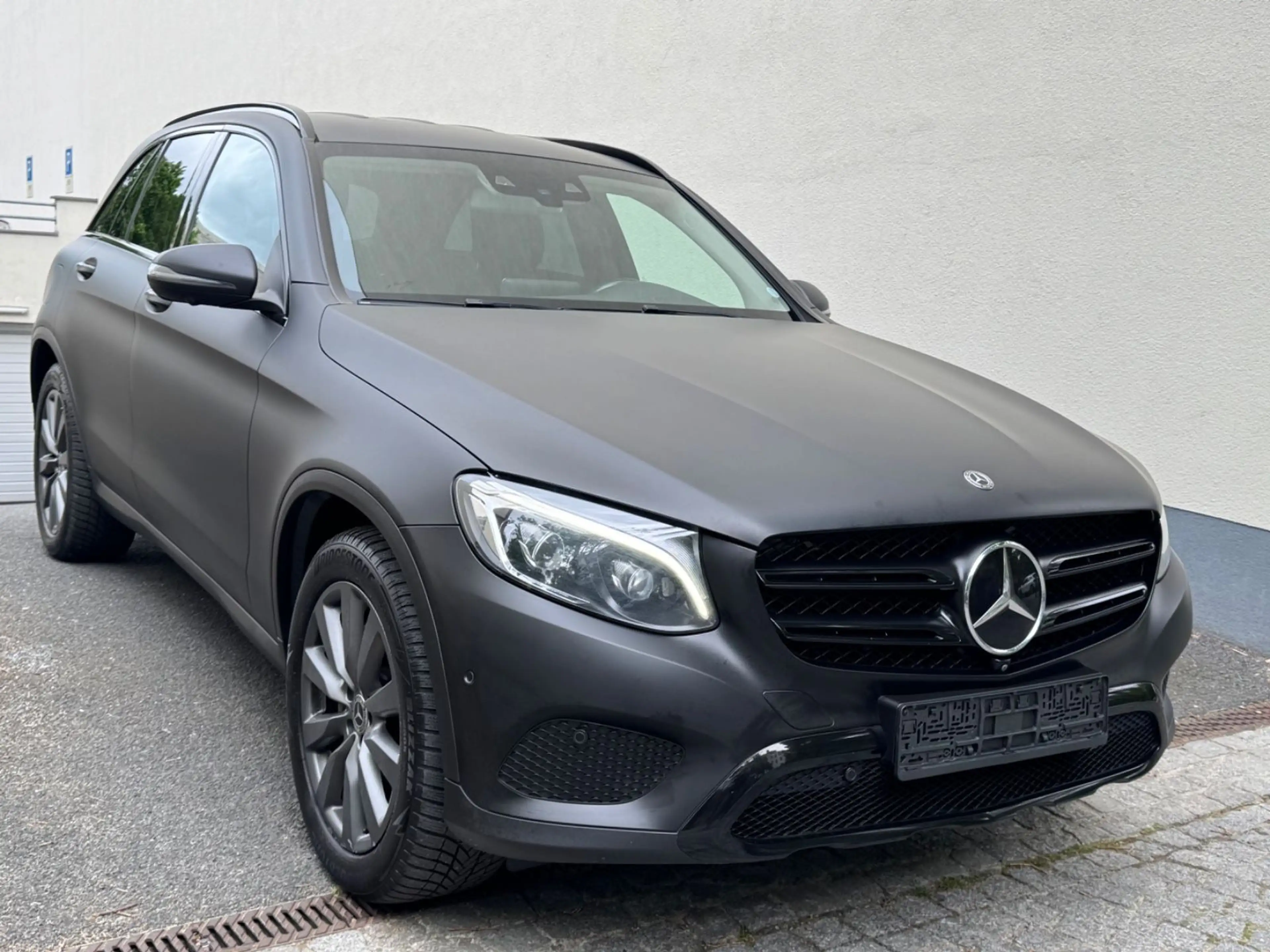 Mercedes-Benz GLC 350 d 4Matic/PANO/360/HUD/KEYLESS/LUFTFEDERU — photo 11