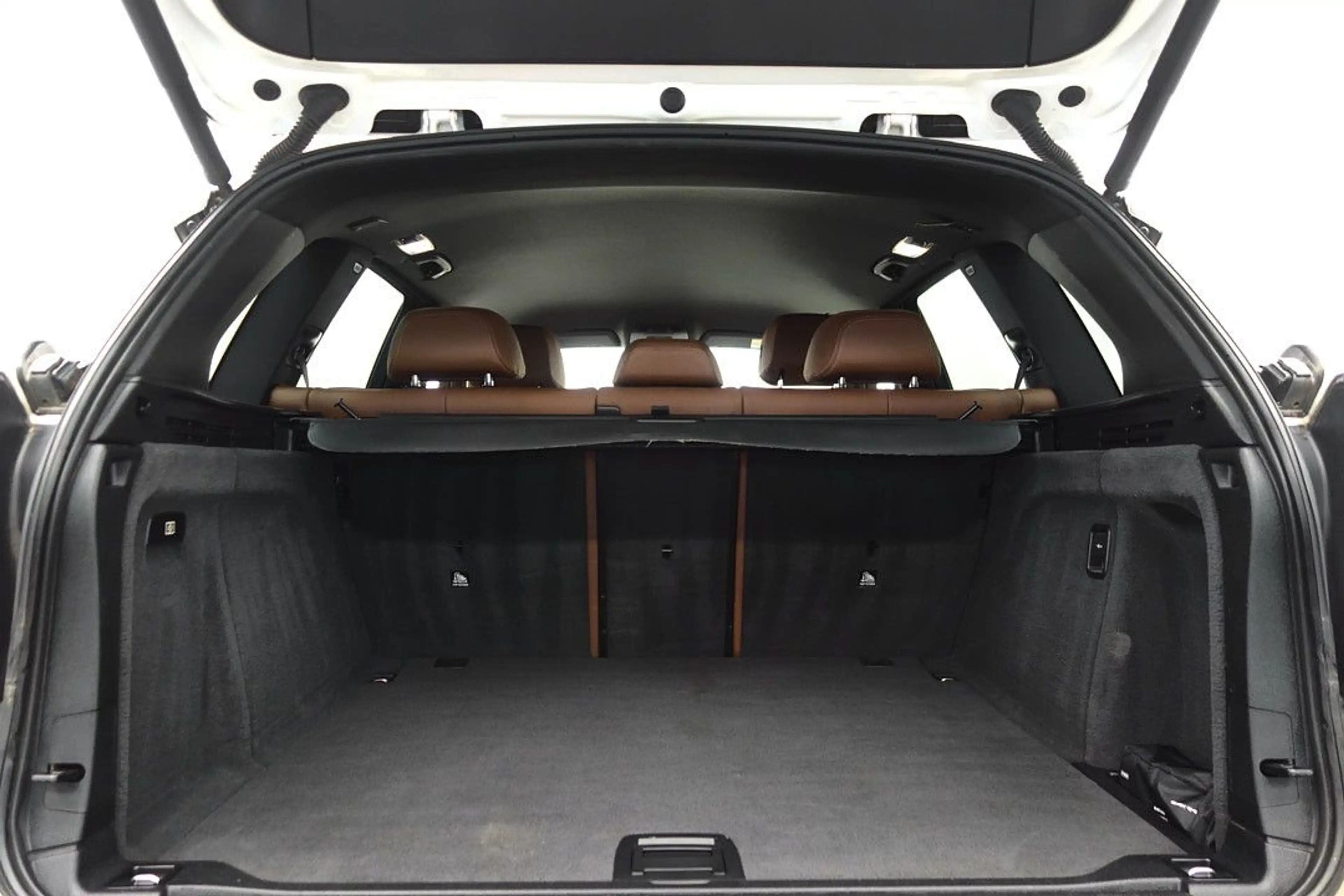 BMW X5 xDrive 40d **M SPORT** E-SITZE+HUD+ACC+AHKPL — photo 19