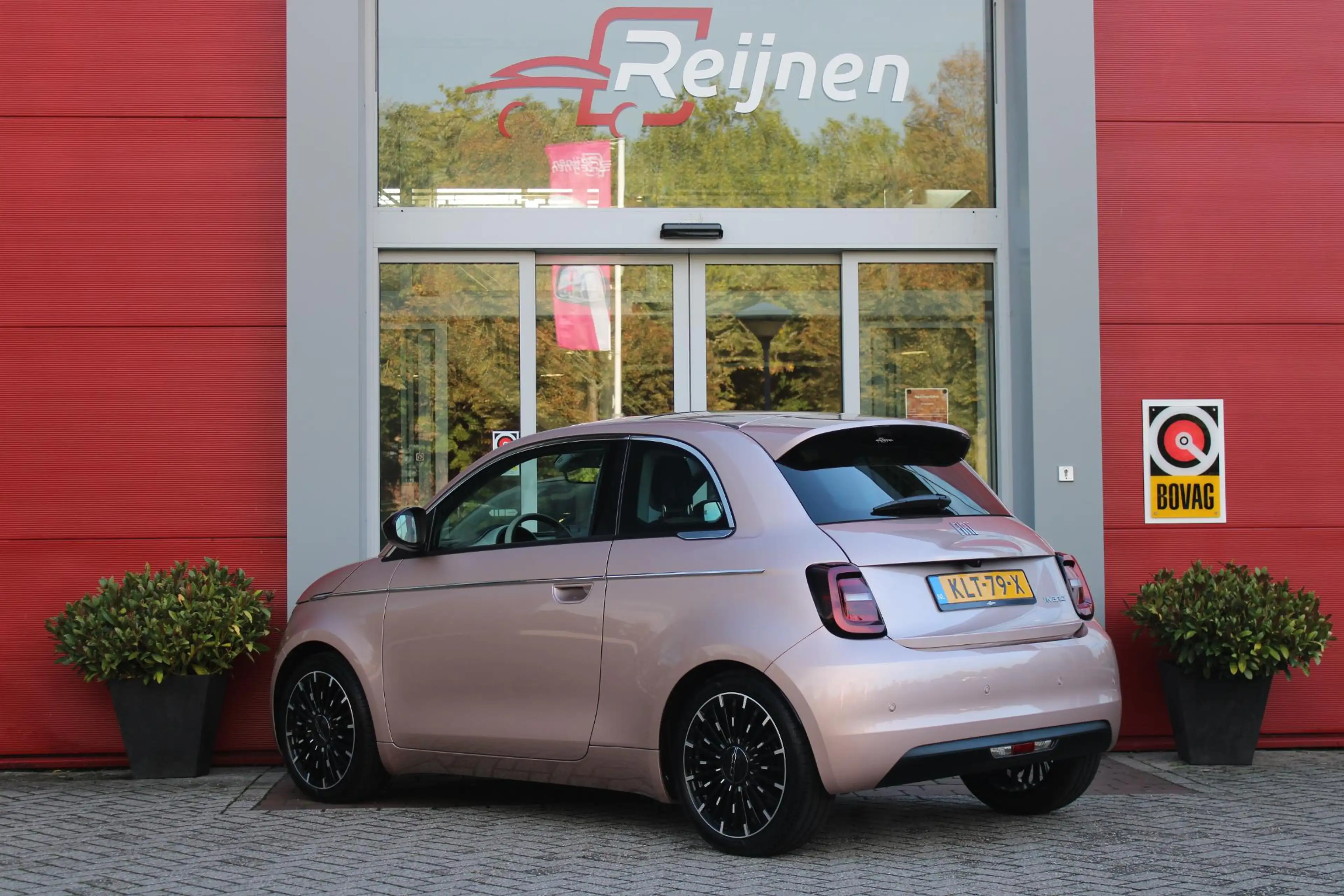 Fiat 500 1.0 Hybrid La Prima | PANORAMADAK | DRAADLOZE APPL — photo 14