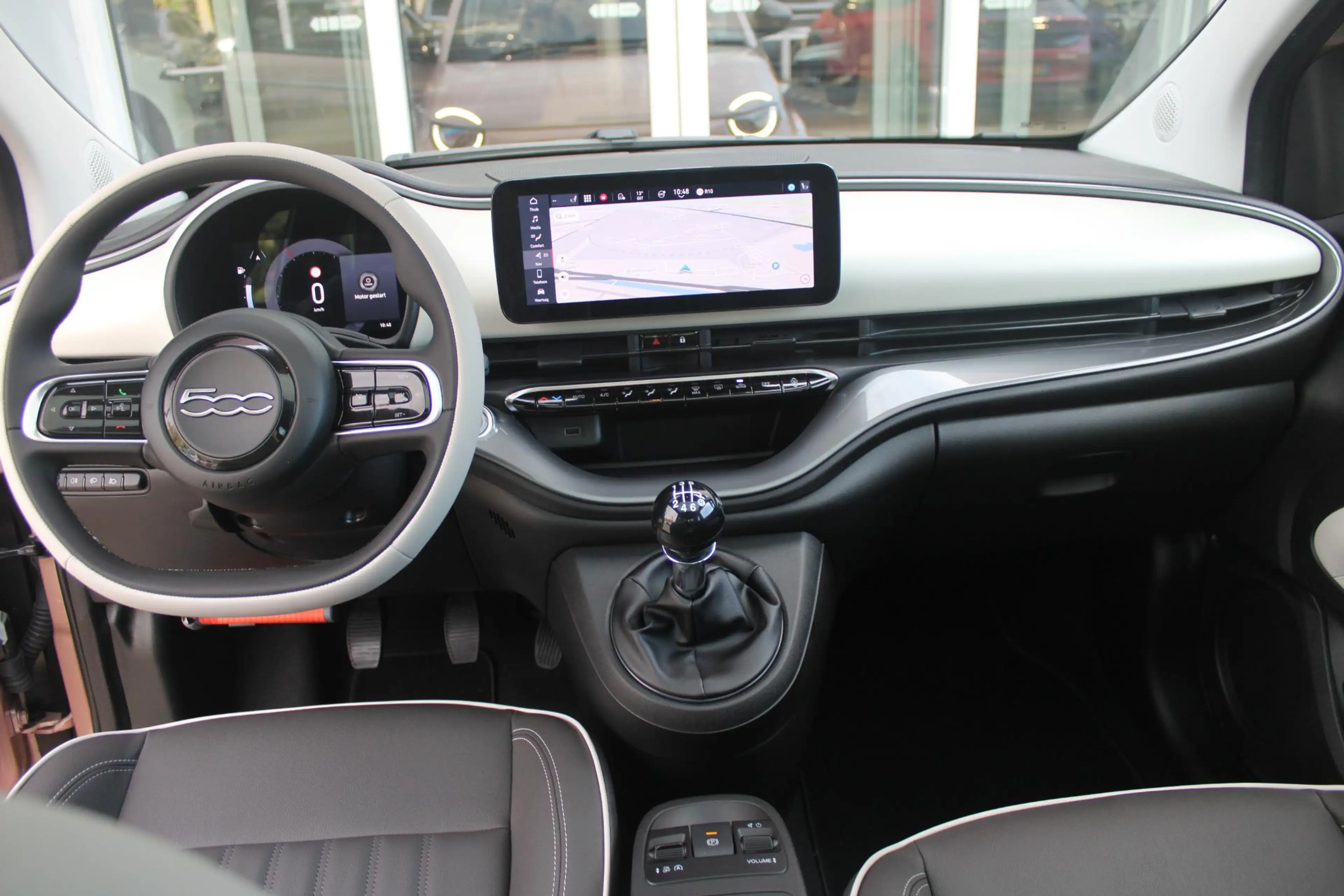 Fiat 500 1.0 Hybrid La Prima | PANORAMADAK | DRAADLOZE APPL — photo 7