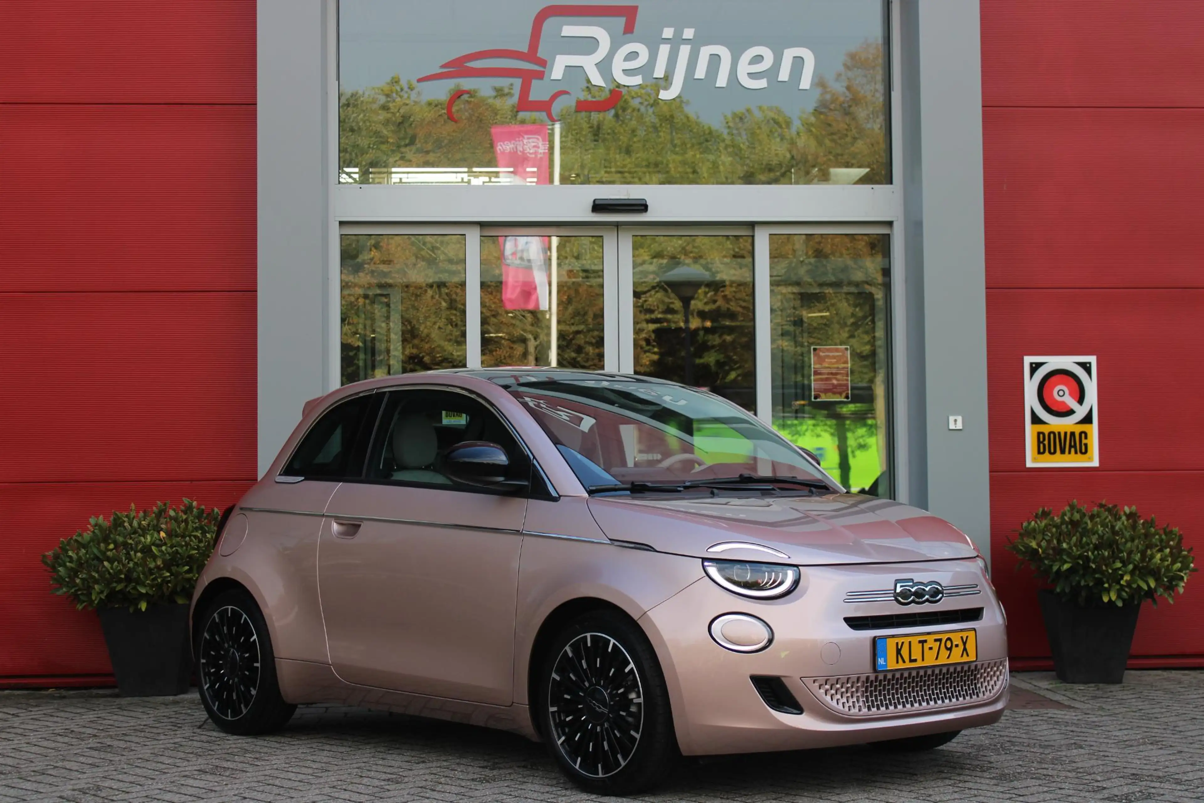 Fiat 500 1.0 Hybrid La Prima | PANORAMADAK | DRAADLOZE APPL — photo 12