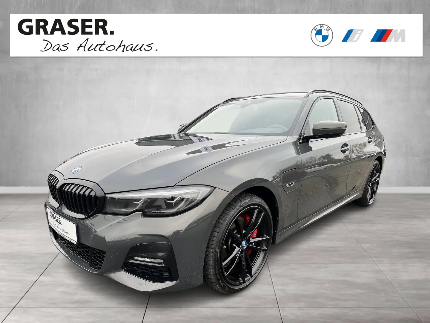 BMW 330 e xDrive Touring M Sport HiFi DAB WLAN RFK Grau - 1