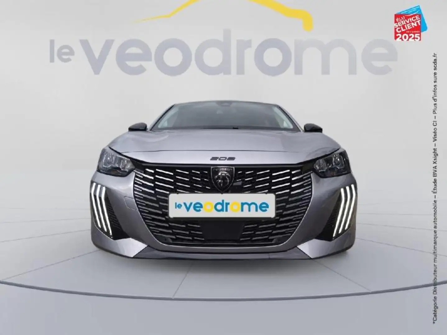 Peugeot 208 1.2 PureTech 100ch S/S Allure GPS Camera Carplay Grau - 2