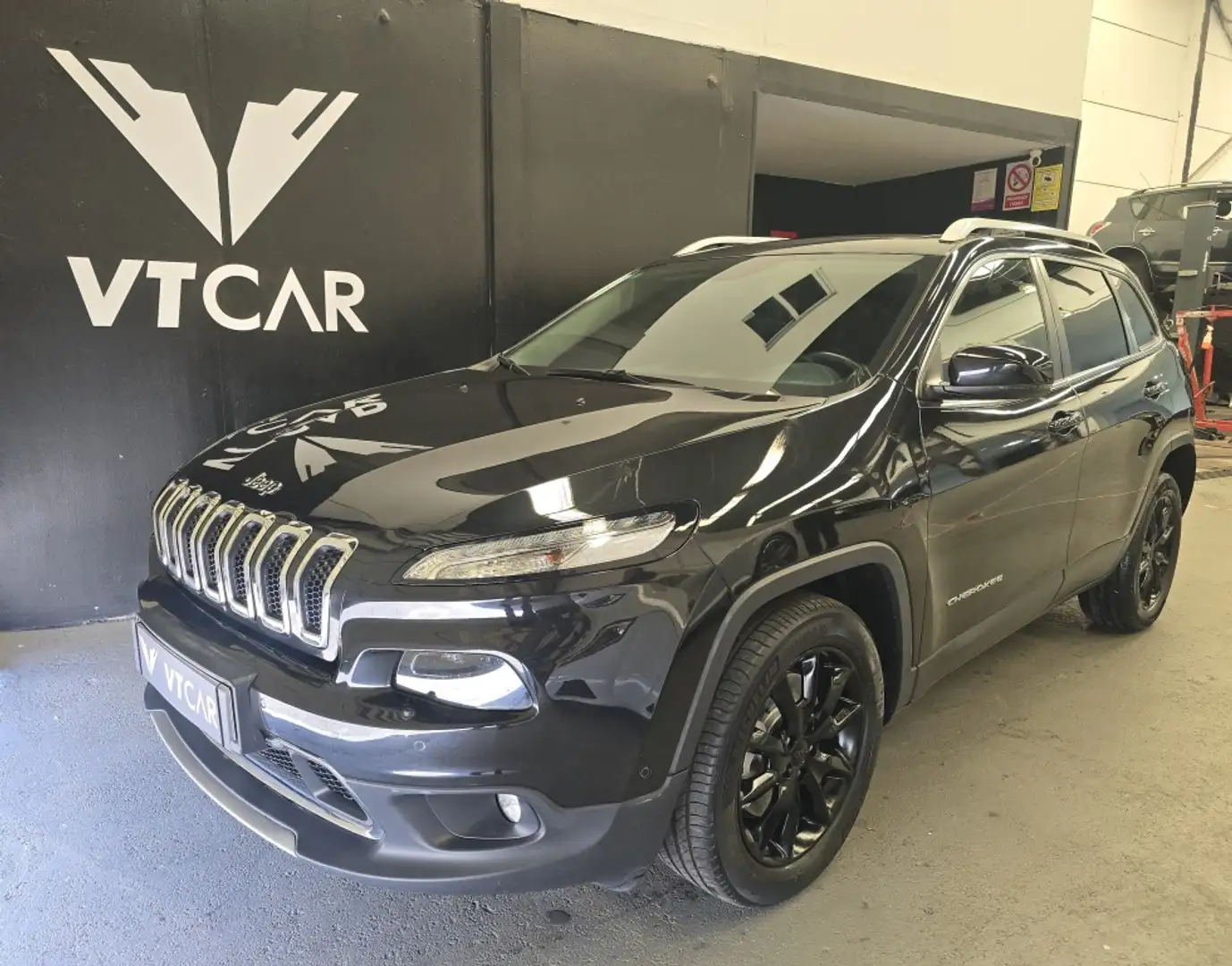 Jeep Cherokee 2.0D Longitude Business 4x2 103kW Negro - 2