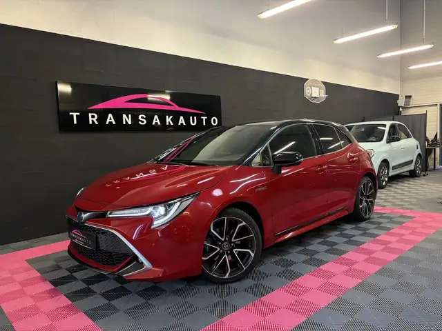 Toyota Corolla 184h Collection ges chauffants CarPlay Park assit Suivi