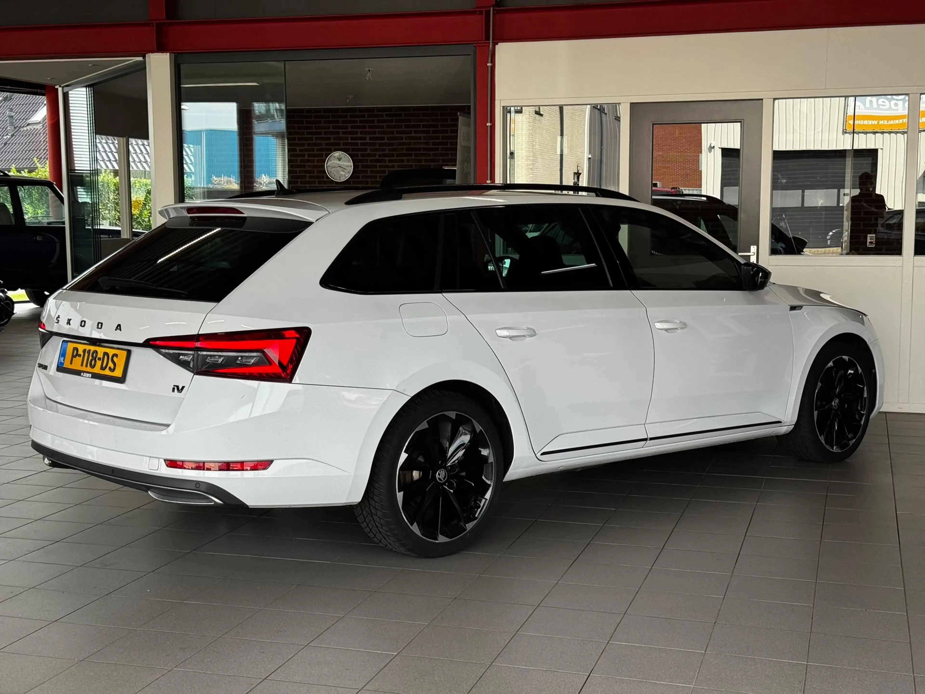 Skoda Superb Combi 1.4 TSI iV Sportline Business*Camera*Stoel/s — photo 2