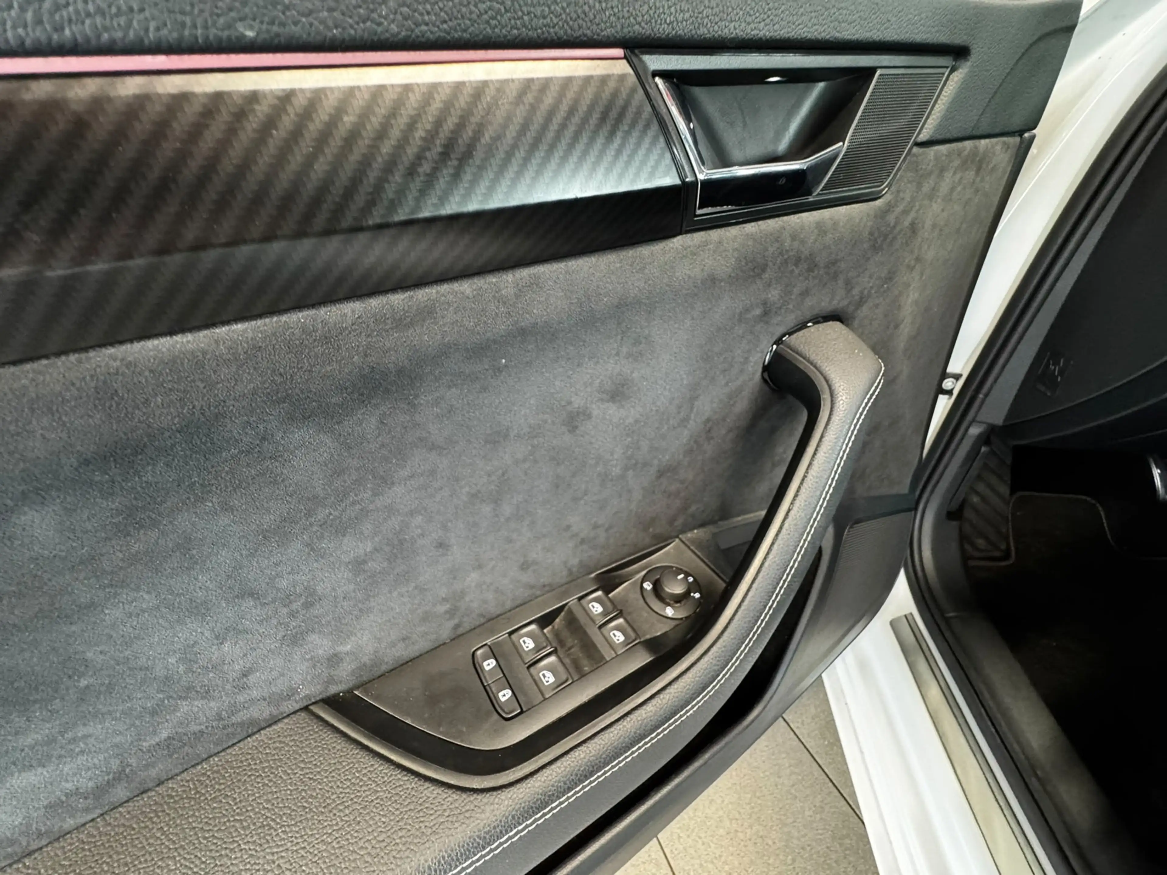 Skoda Superb Combi 1.4 TSI iV Sportline Business*Camera*Stoel/s — photo 26