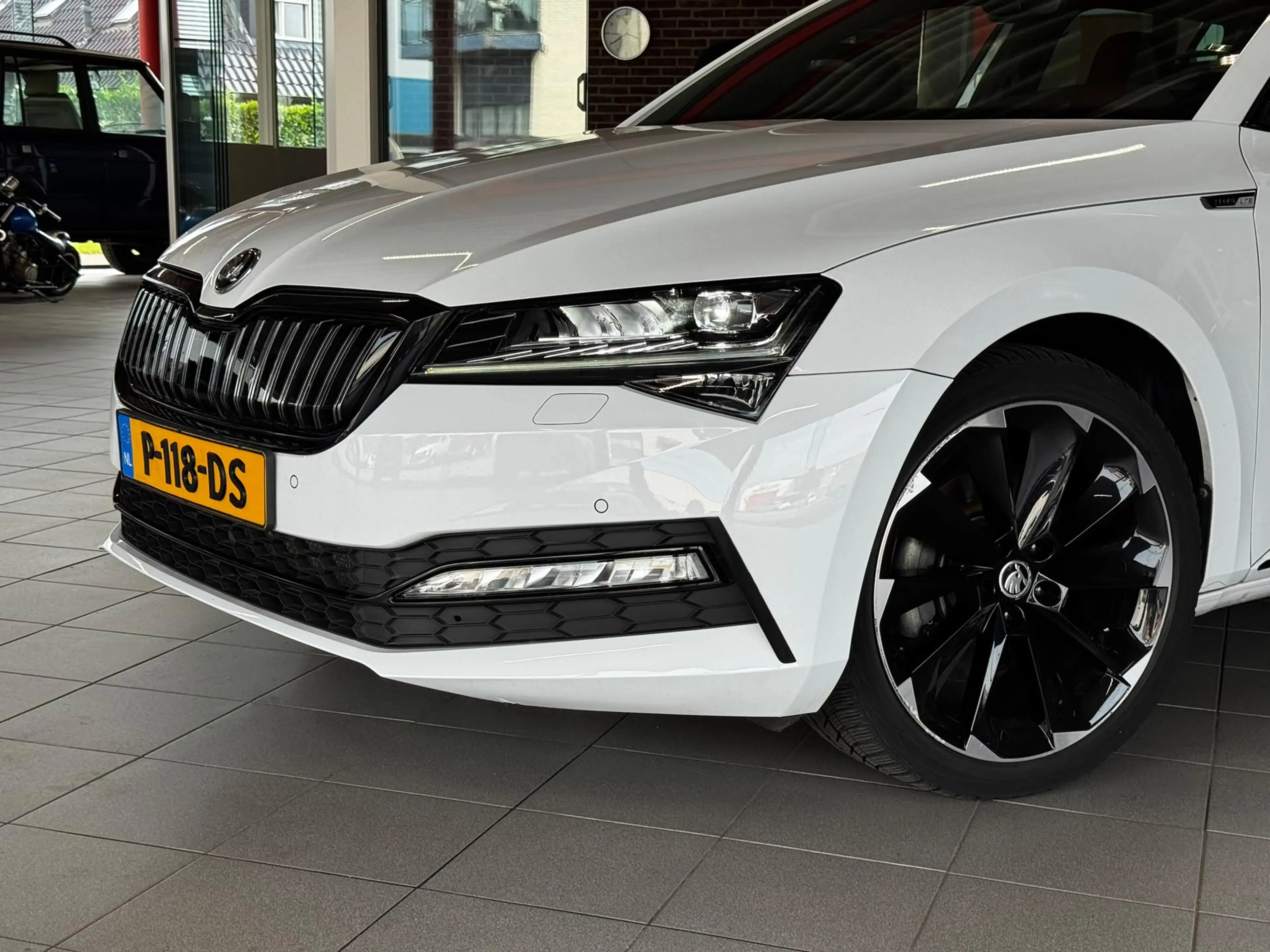 Skoda Superb Combi 1.4 TSI iV Sportline Business*Camera*Stoel/s — photo 32