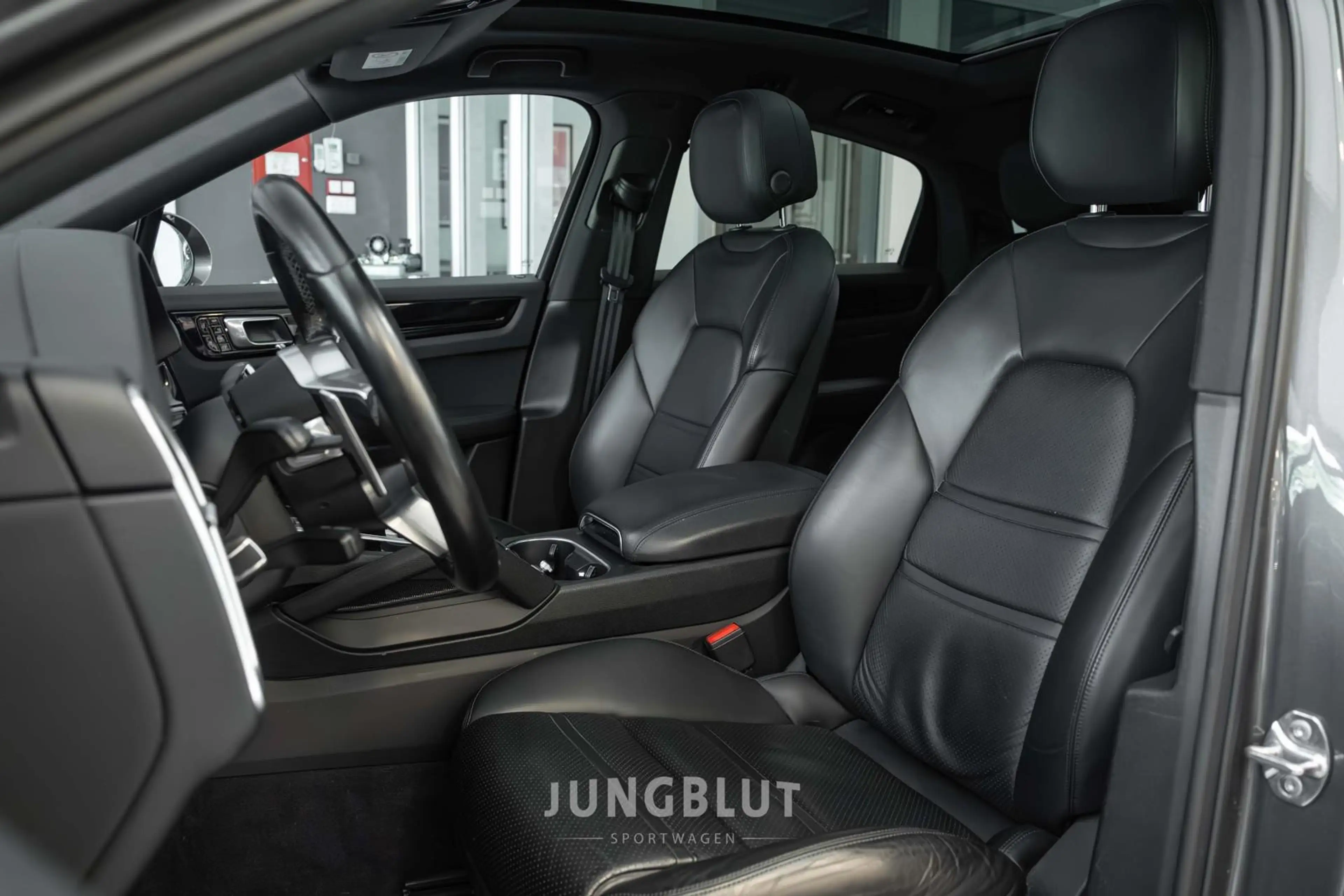 Porsche Cayenne Coupe BOSE + 22ZOLL + APPROVED + KEYLESS — photo 6
