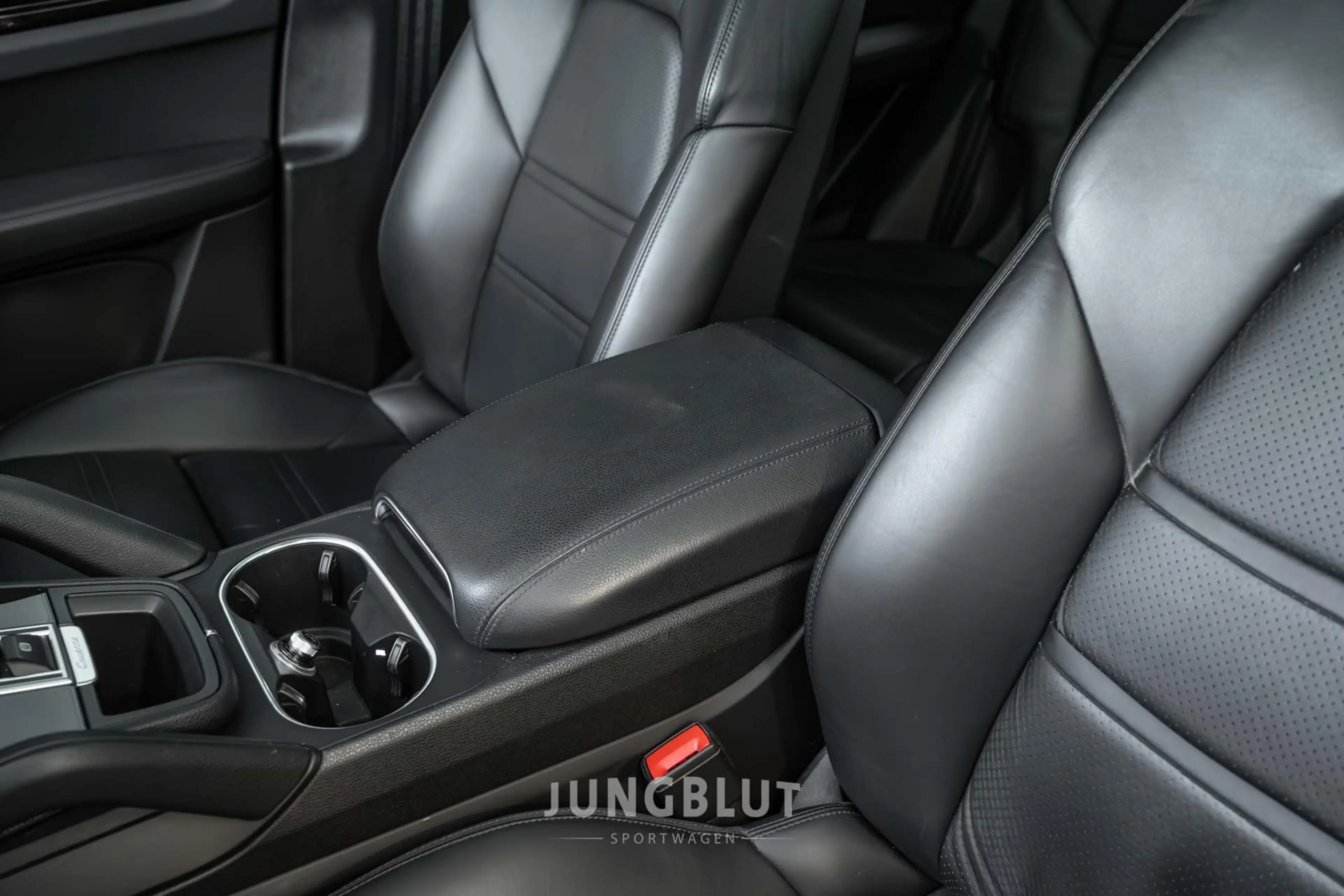 Porsche Cayenne Coupe BOSE + 22ZOLL + APPROVED + KEYLESS — photo 8