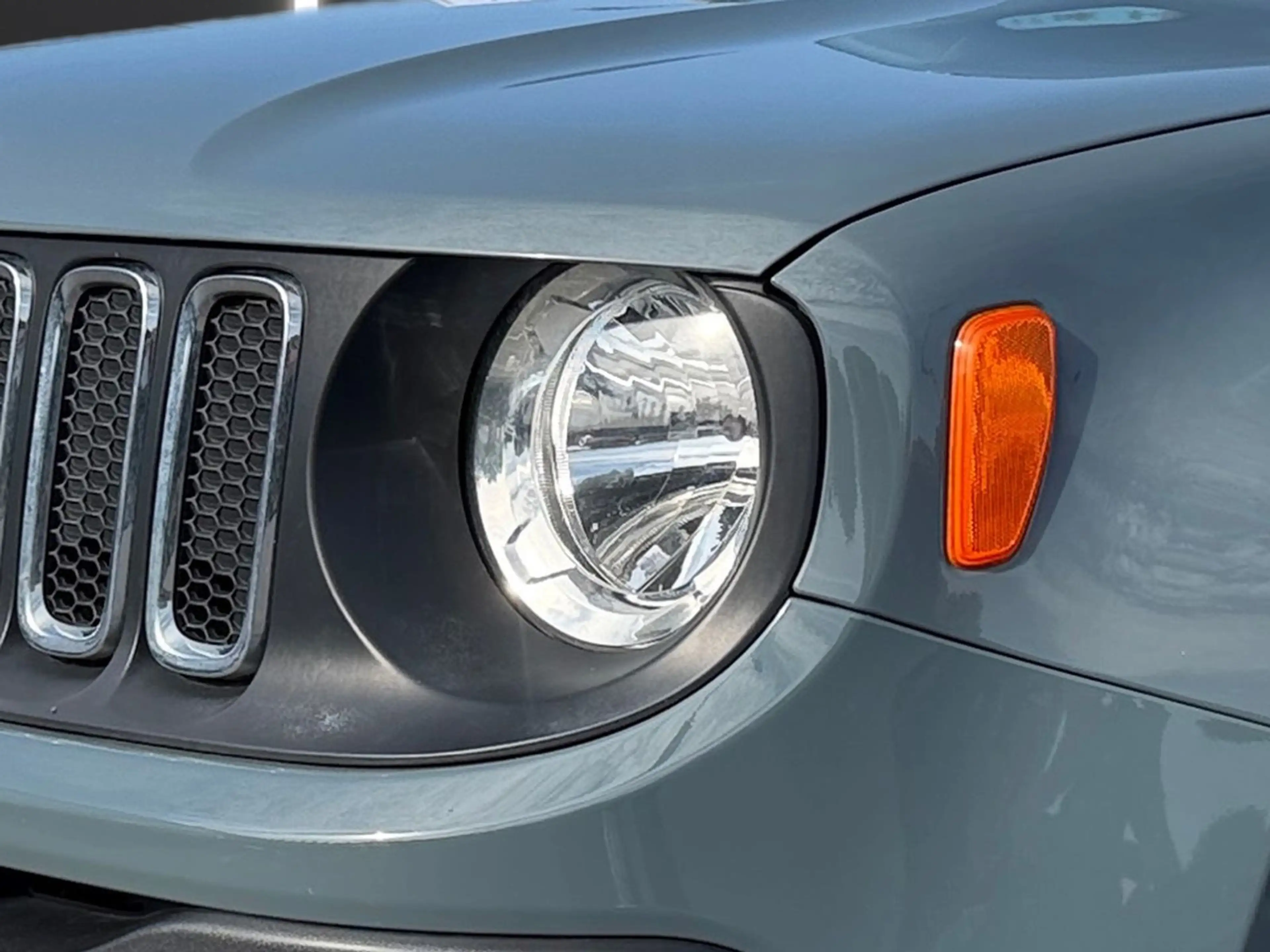 Jeep Renegade 1.6 Dawn Of Justice Navi AHK PDC USB — photo 7