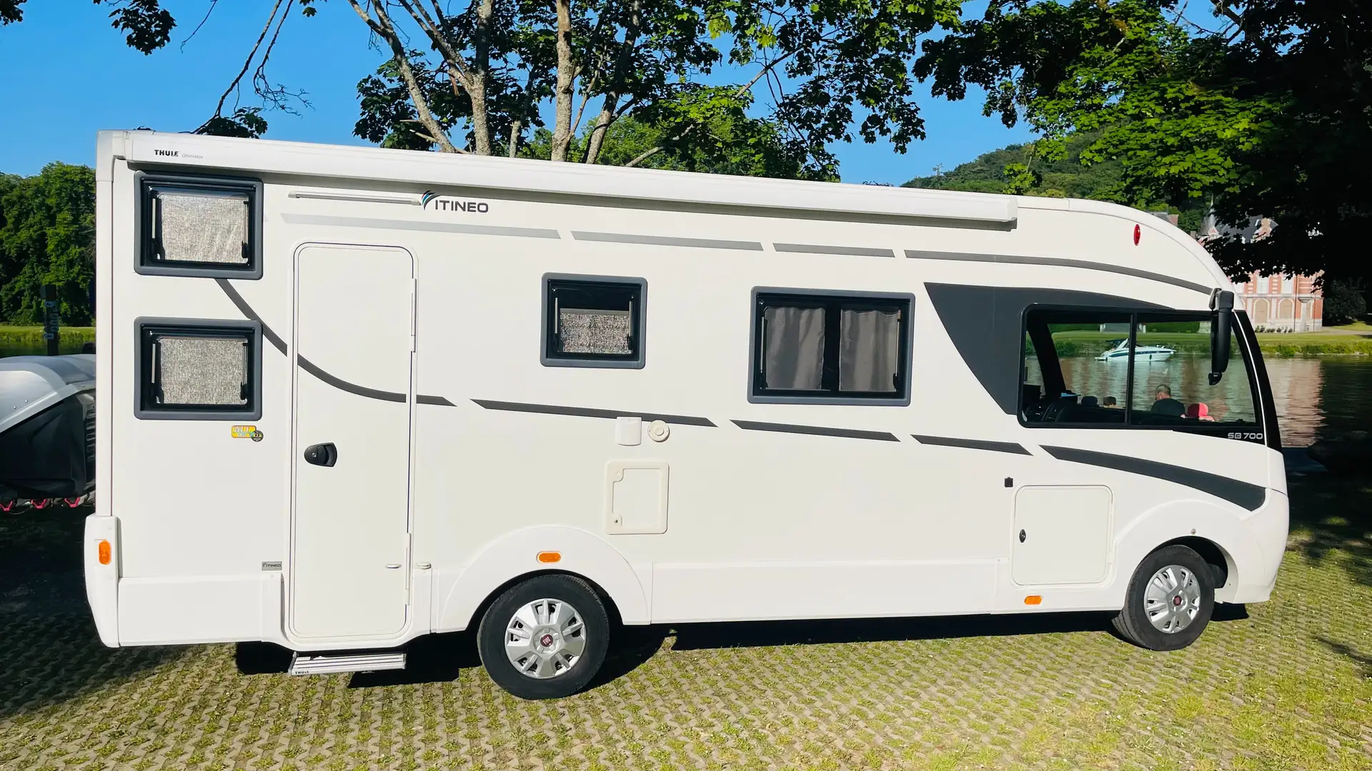 Fiat Ducato ITINEO SB700 MotorHome !6 PLACES! Blanc - 2