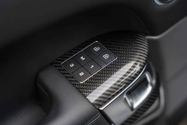 Land Rover Range Rover Sport view 14