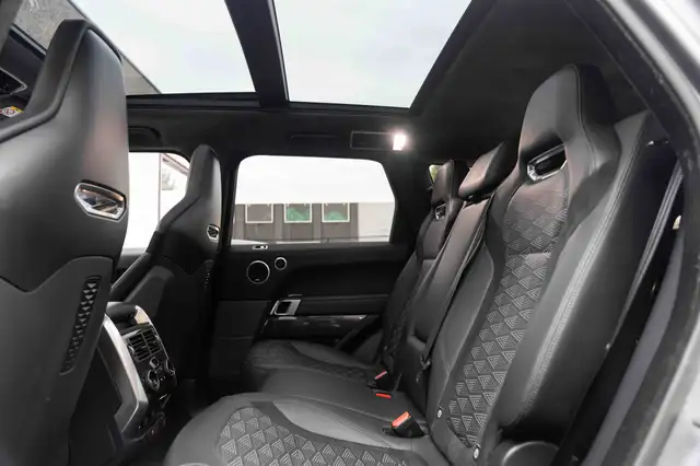 Land Rover Range Rover Sport view 12