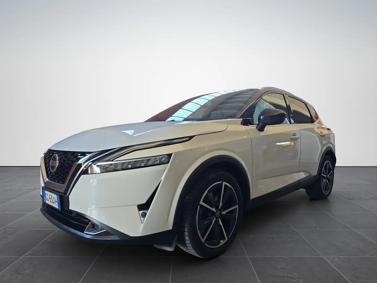 Nissan Qashqai 1.3 Mild Hybrid N-Connecta Bianco - 1