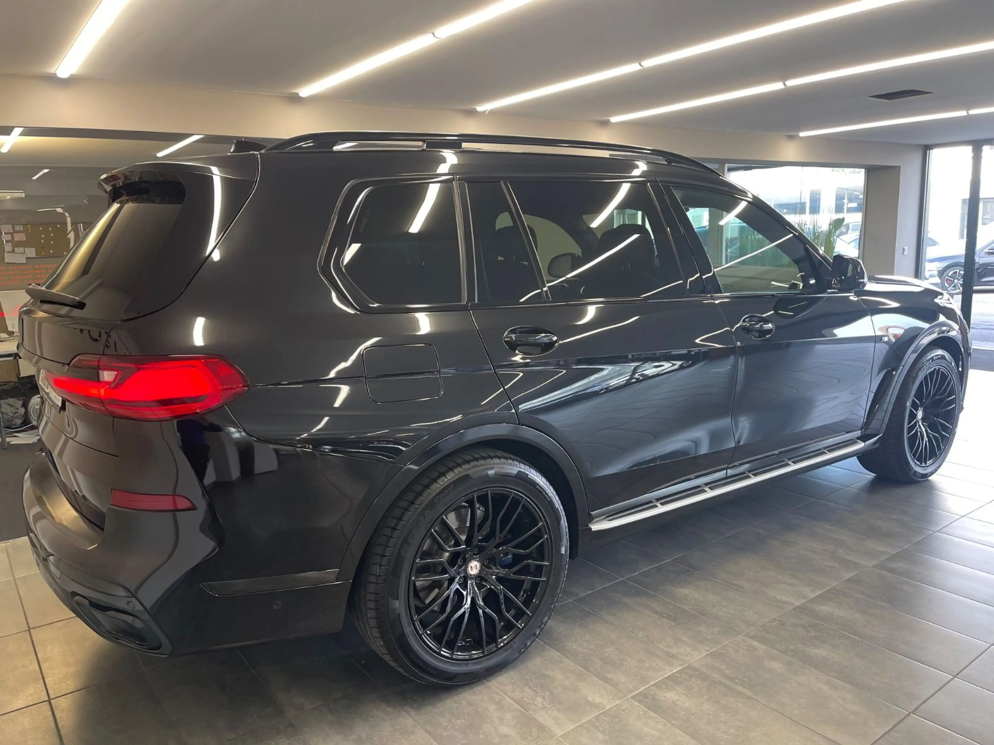 BMW X7 xDrive 30 d M Sport*7Sitz/SkyLounge/H&K/TOP* — photo 4