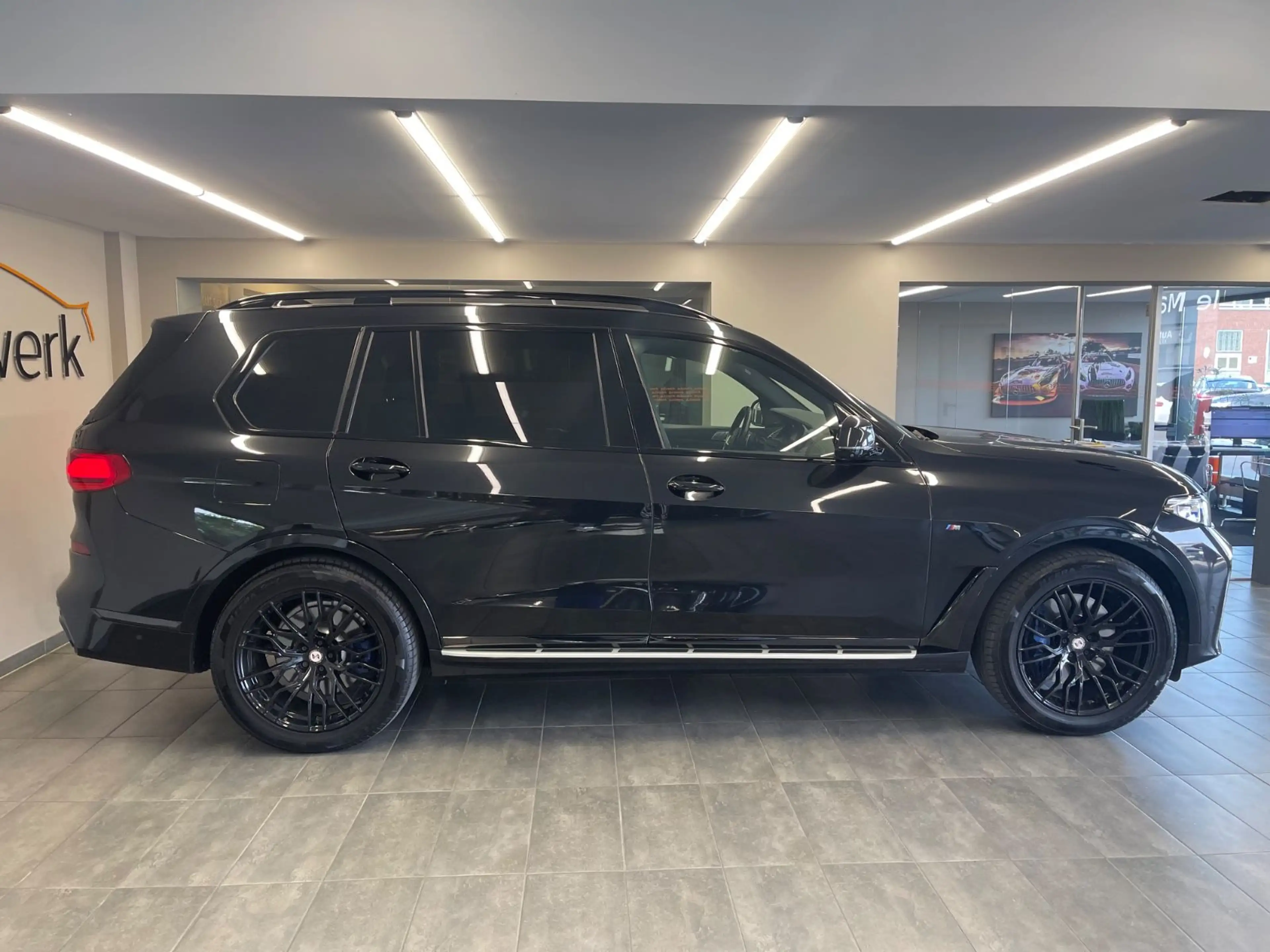 BMW X7 xDrive 30 d M Sport*7Sitz/SkyLounge/H&K/TOP* — photo 3