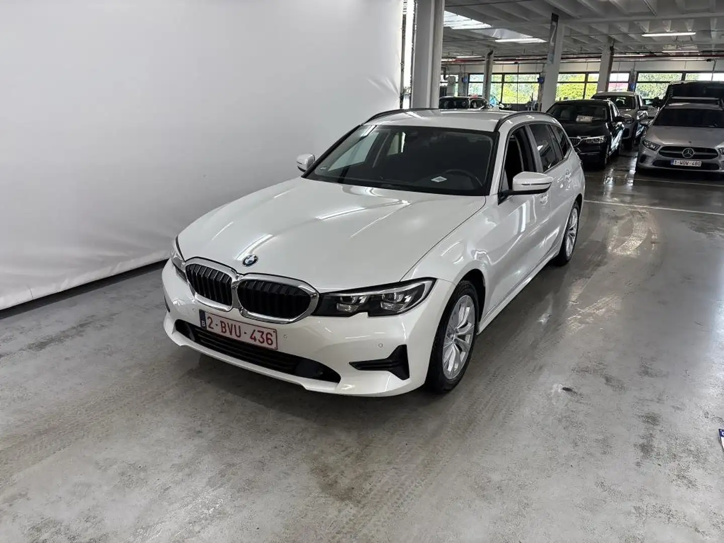 BMW 318 dA Touring G21 *LED-17"-NAVI-DIGITAL COCKPIT* Blanc - 2