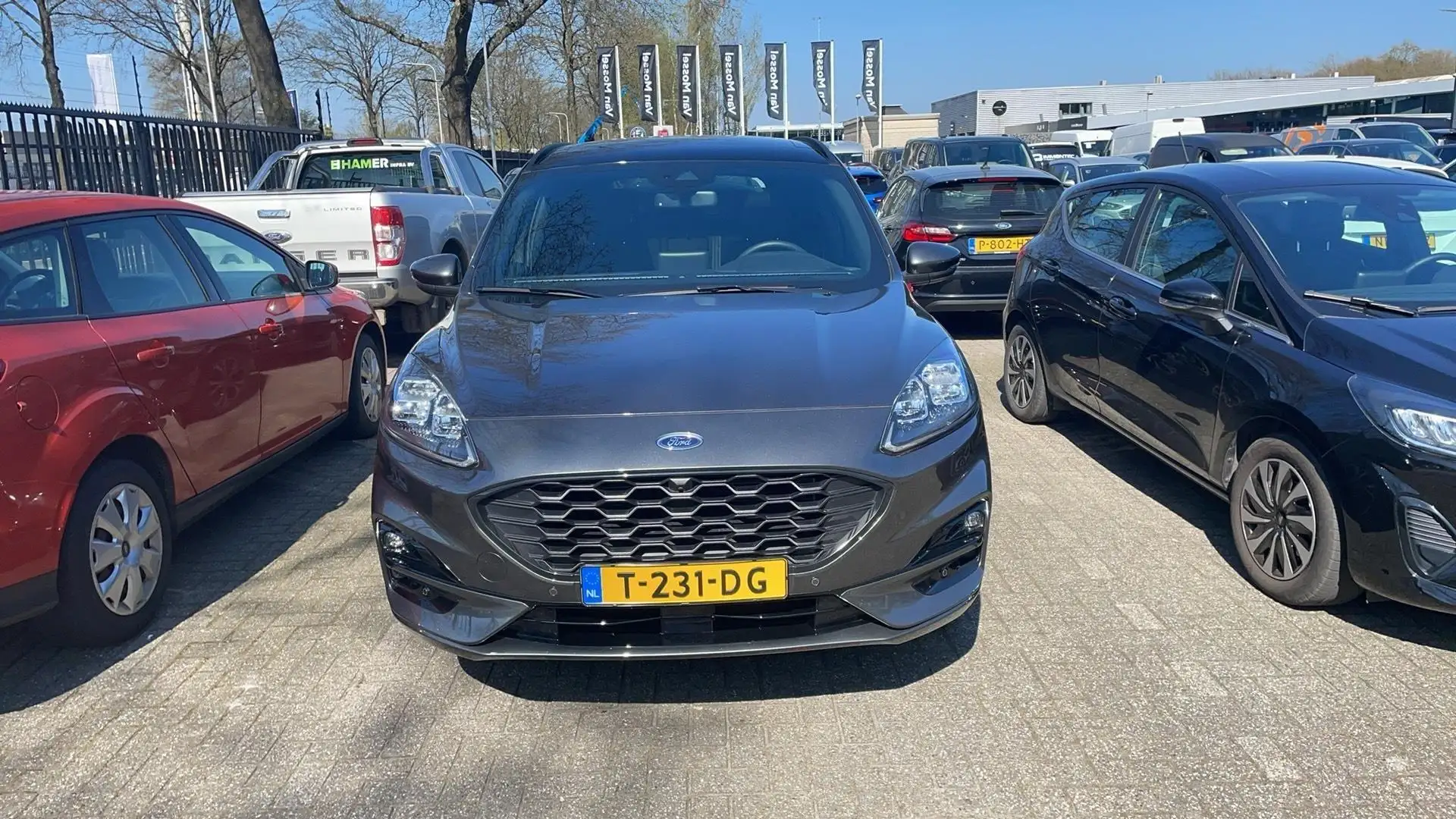 Ford Kuga 2.5 PHEV ST-Line X Pano dak / AGR stoelen / 19" / Gris - 2