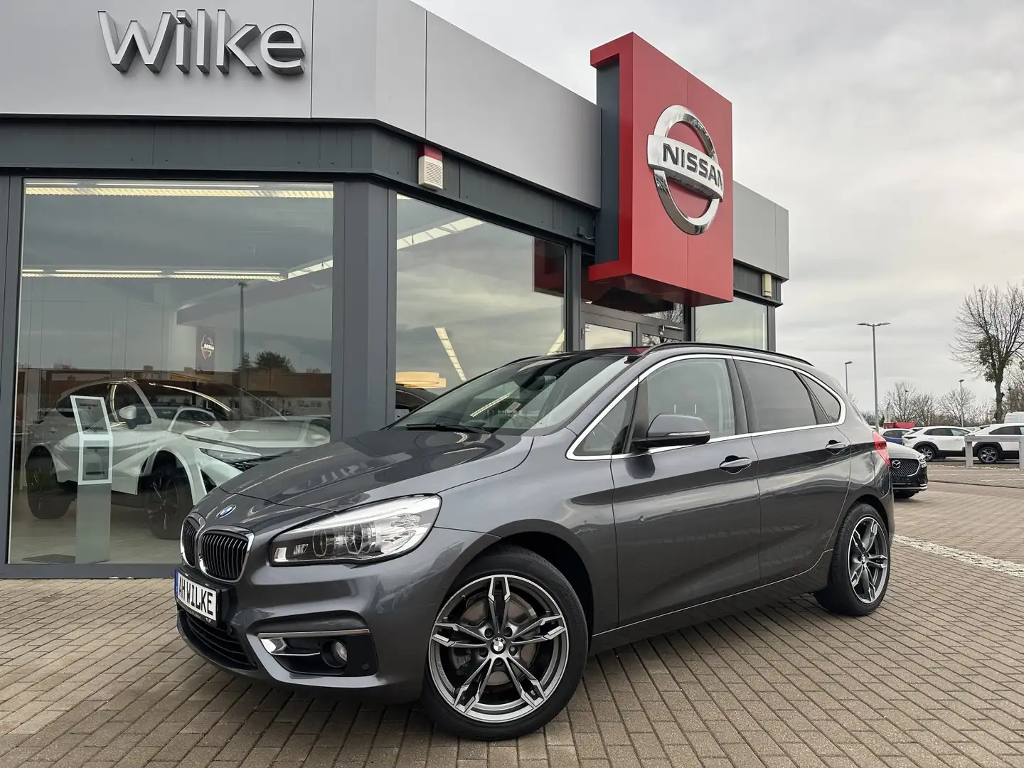 BMW 220 d xDrive Luxury Line/AHK/LED/KAMERA Grau - 1
