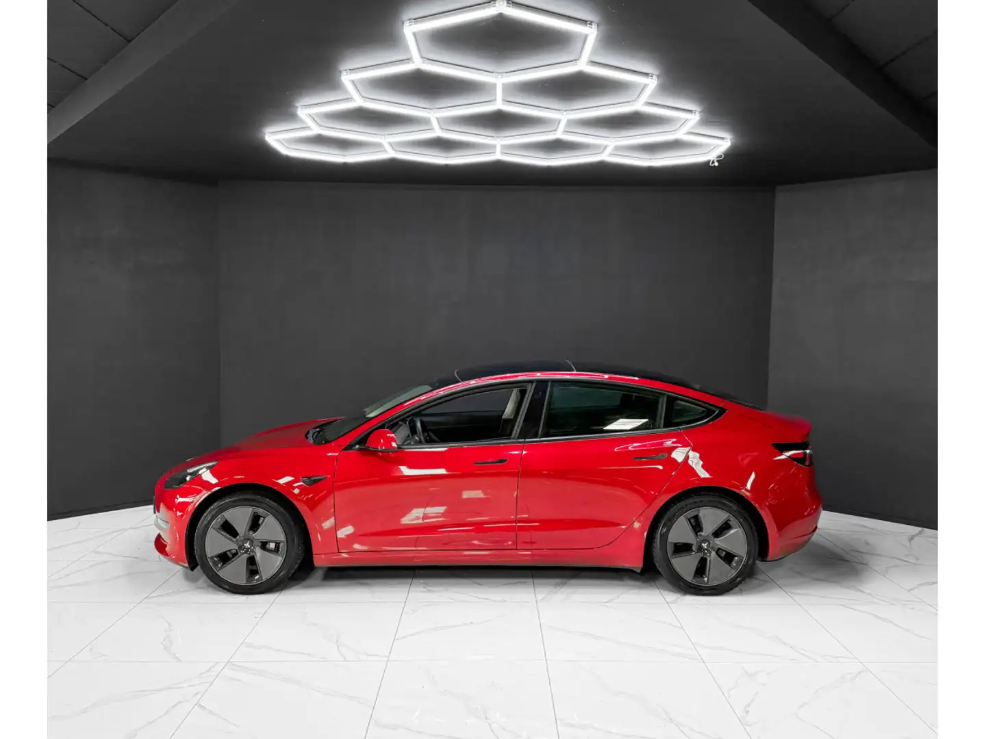 Tesla Model 3 Long Range Dual Motor Rouge - 2