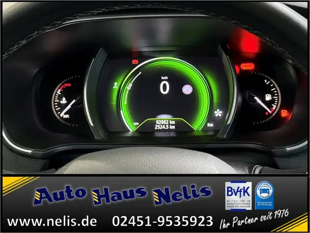 Renault Megane view 13