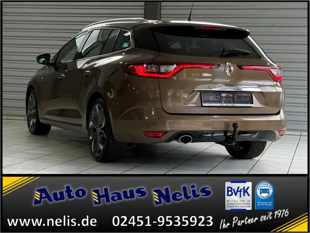 Renault Megane view 5