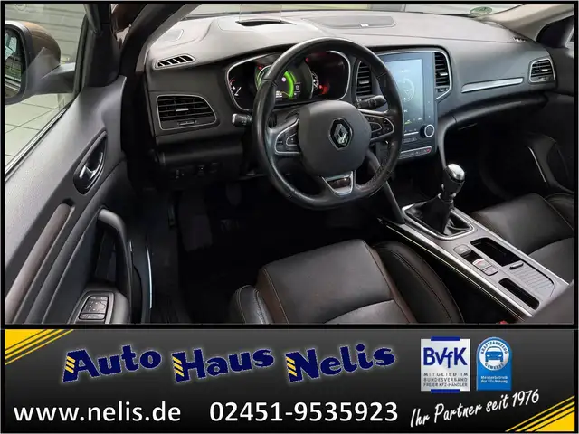 Renault Megane view 10