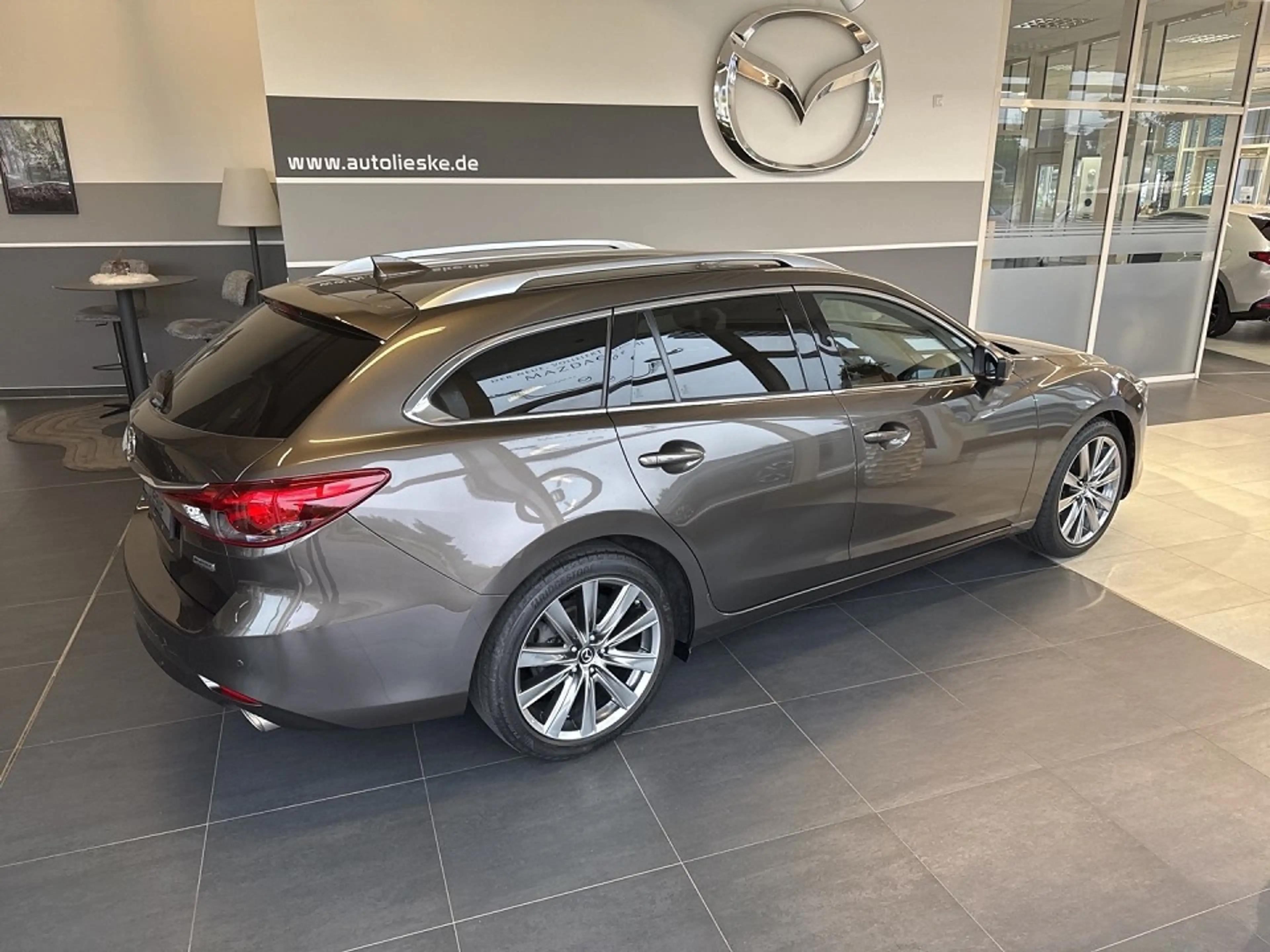 Mazda 6 Facelift SKYACTIV-G 194 AT Sports-Line — photo 4