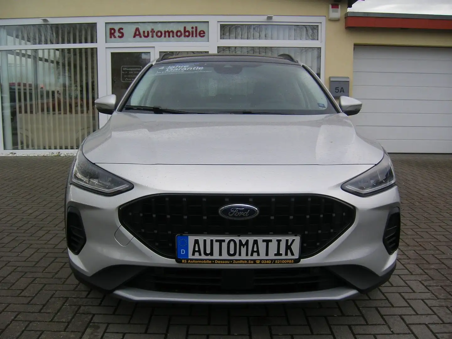 Ford Focus Turnier Active X  ACC+LED+Panoramadach Silber - 1
