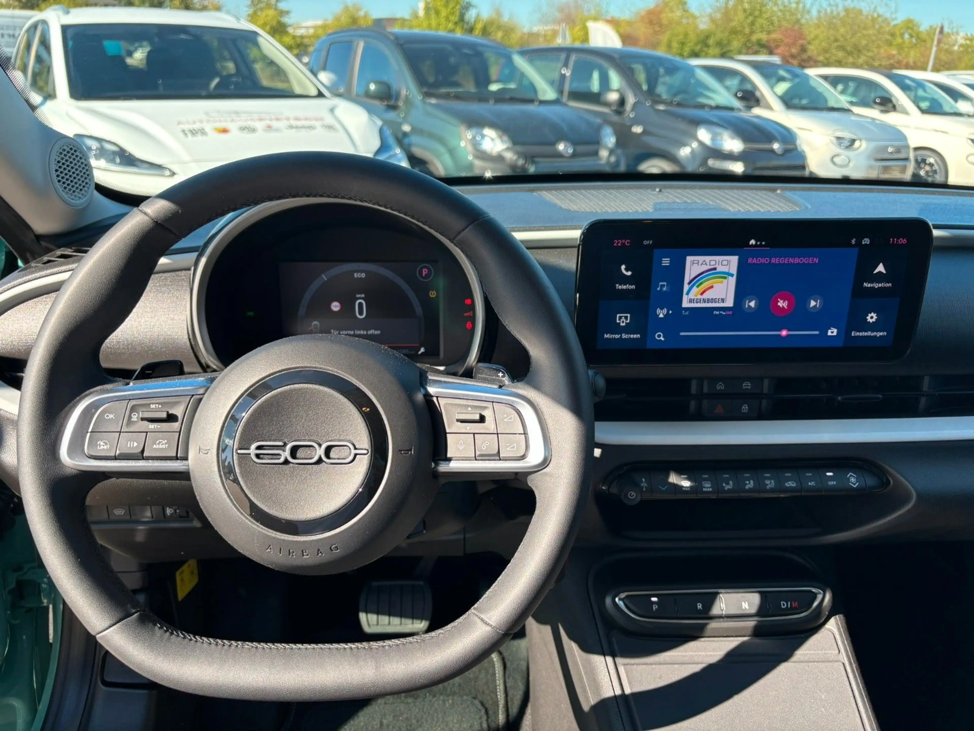 Fiat 600 Hybrid 125-Jahre-Edition — photo 10