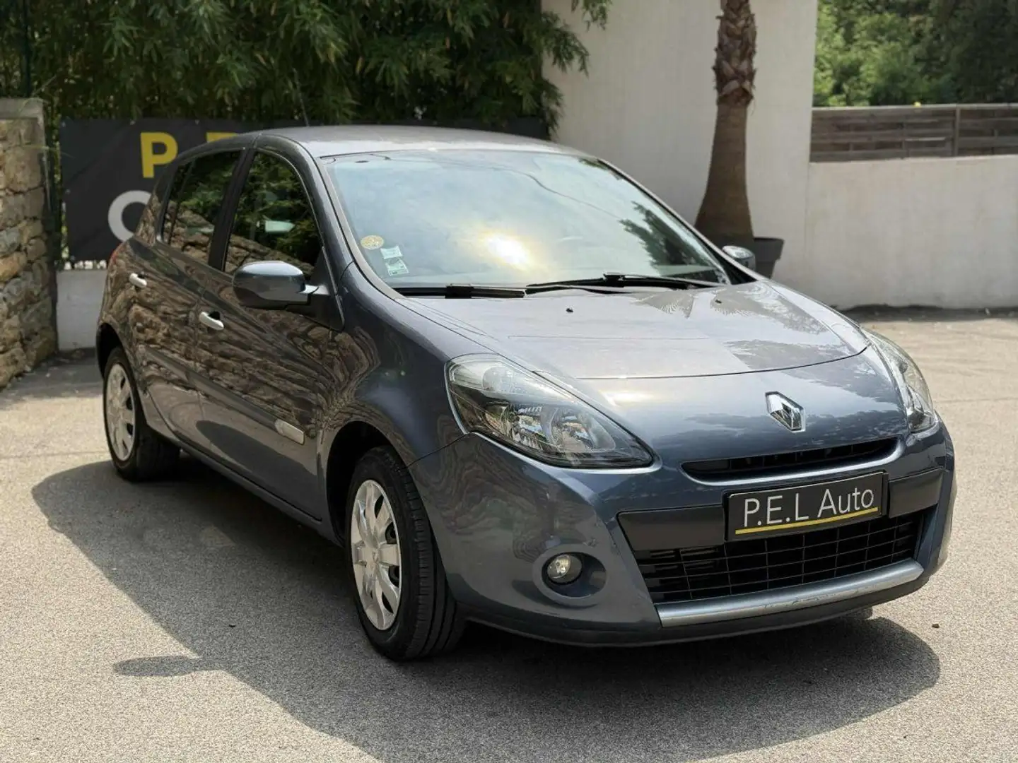 Renault Clio III 1.5 dCi 85 Dynamique -1ère MAIN- Bleu - 1