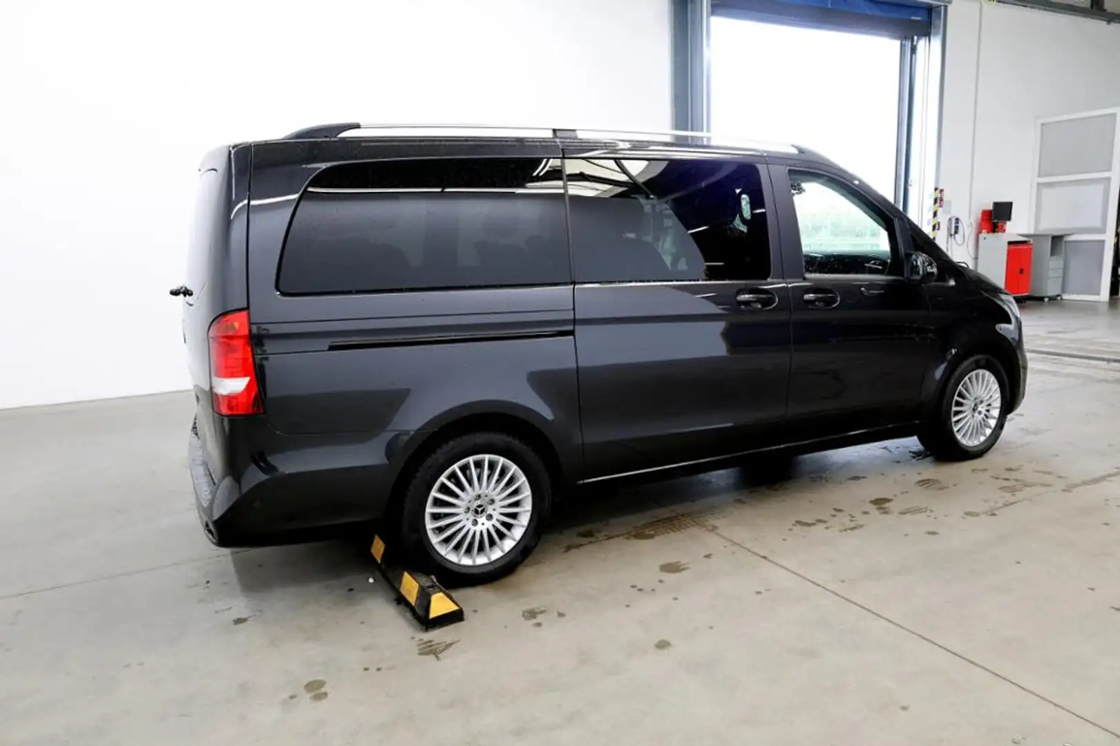 Mercedes-Benz V 220 d Lang Widescreen/Distronic/AHK2.5t Gris - 2